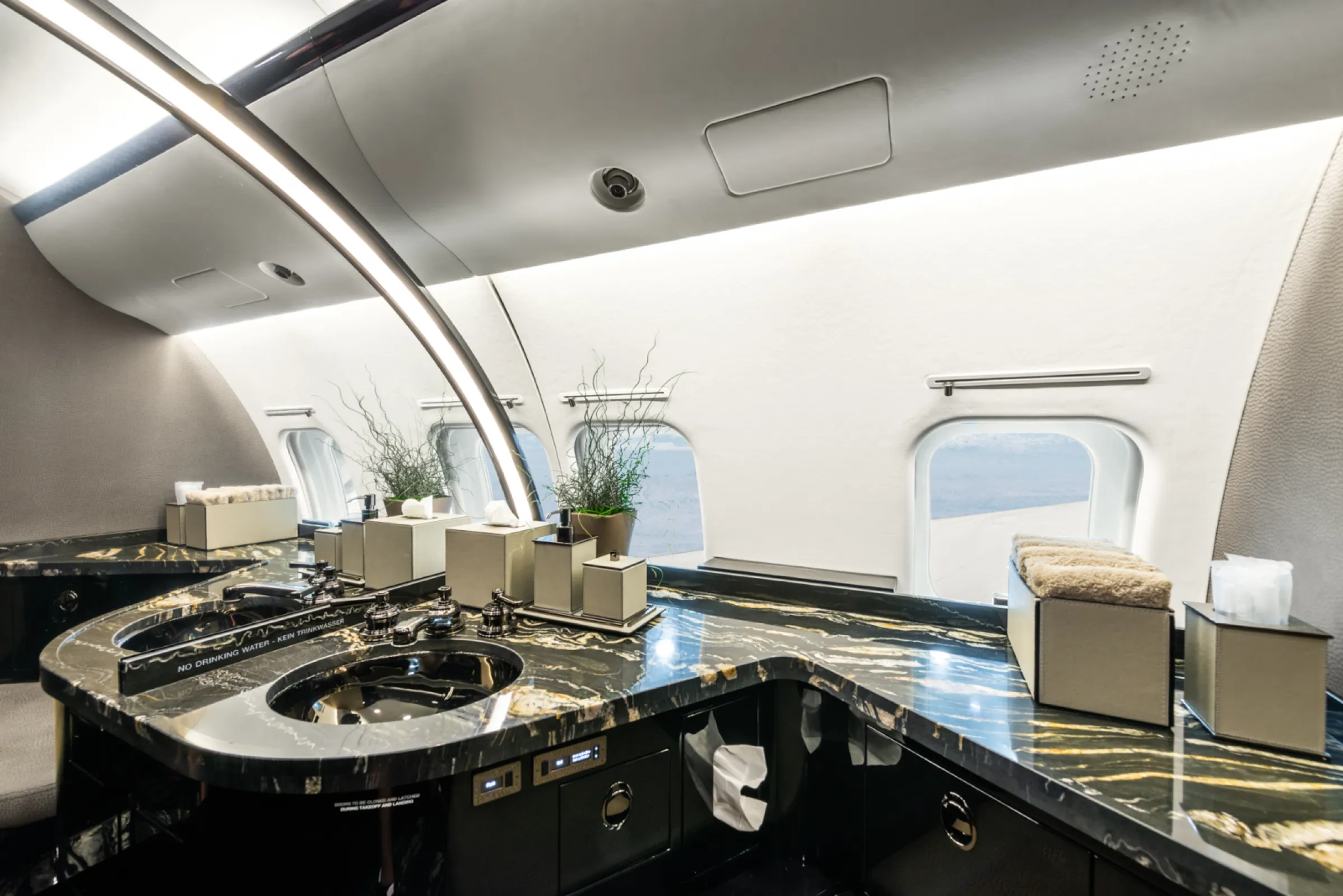 Interior Global  Express