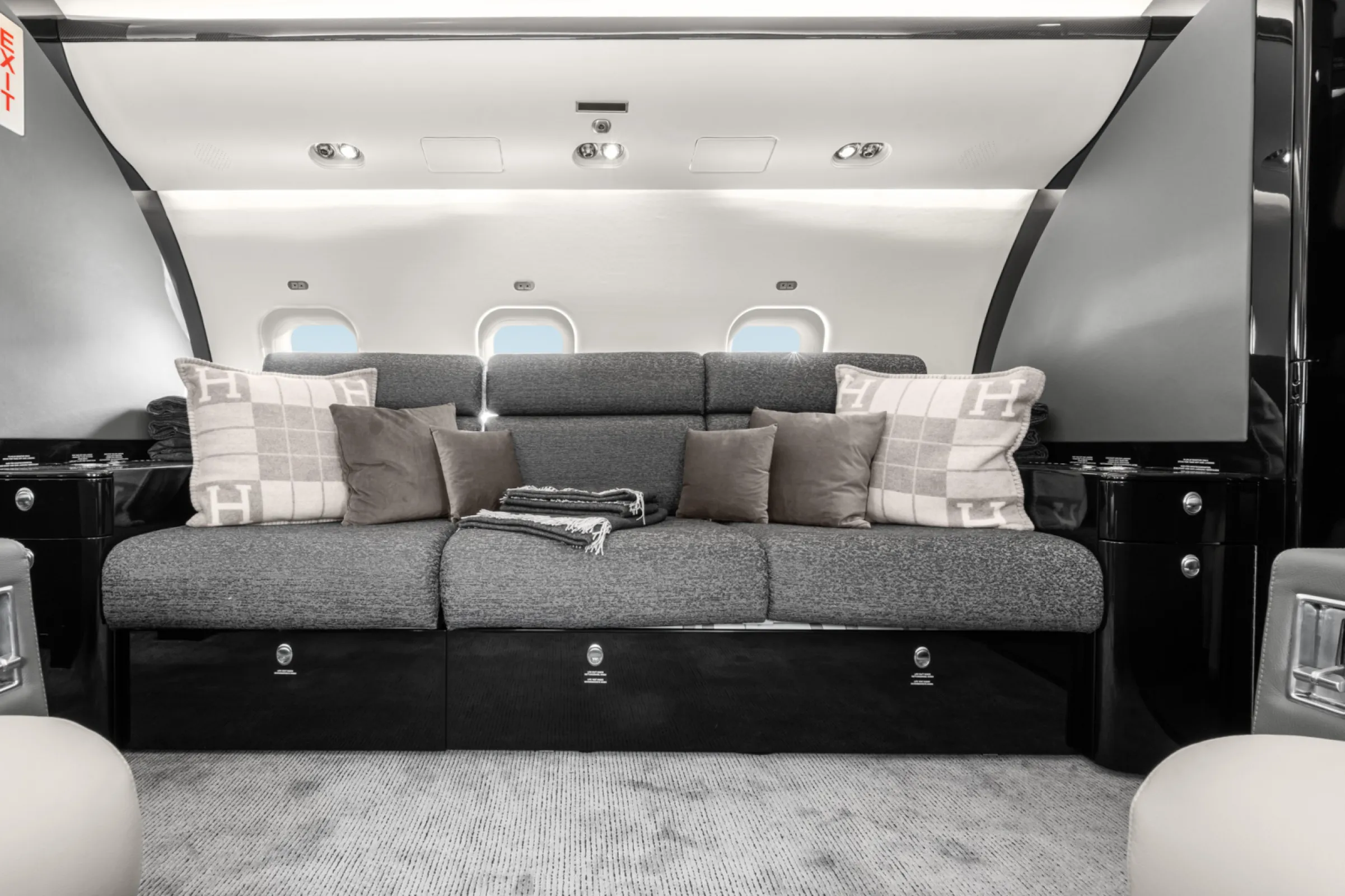 Interior Global  Express