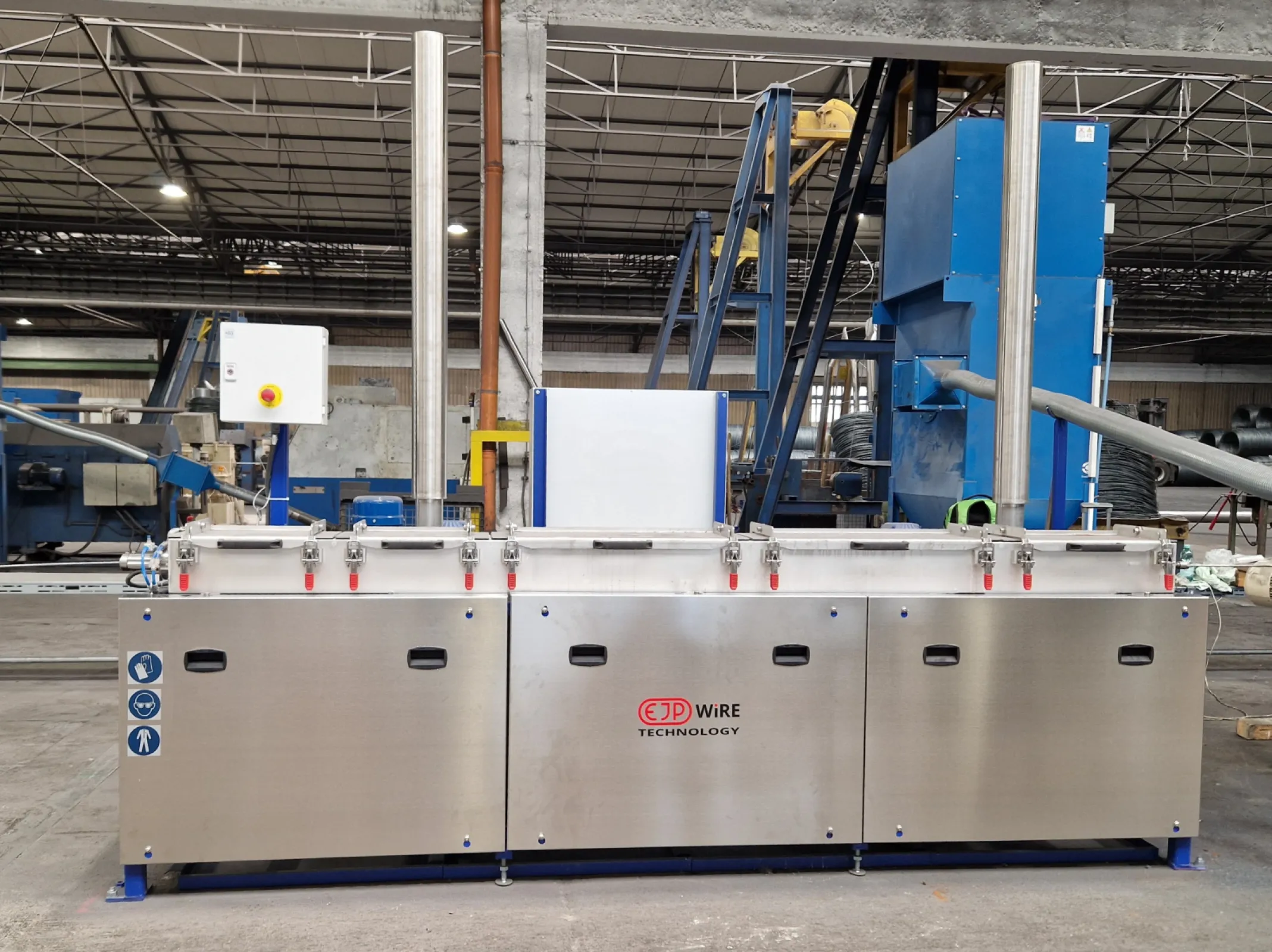 Wire cleaning and coating line