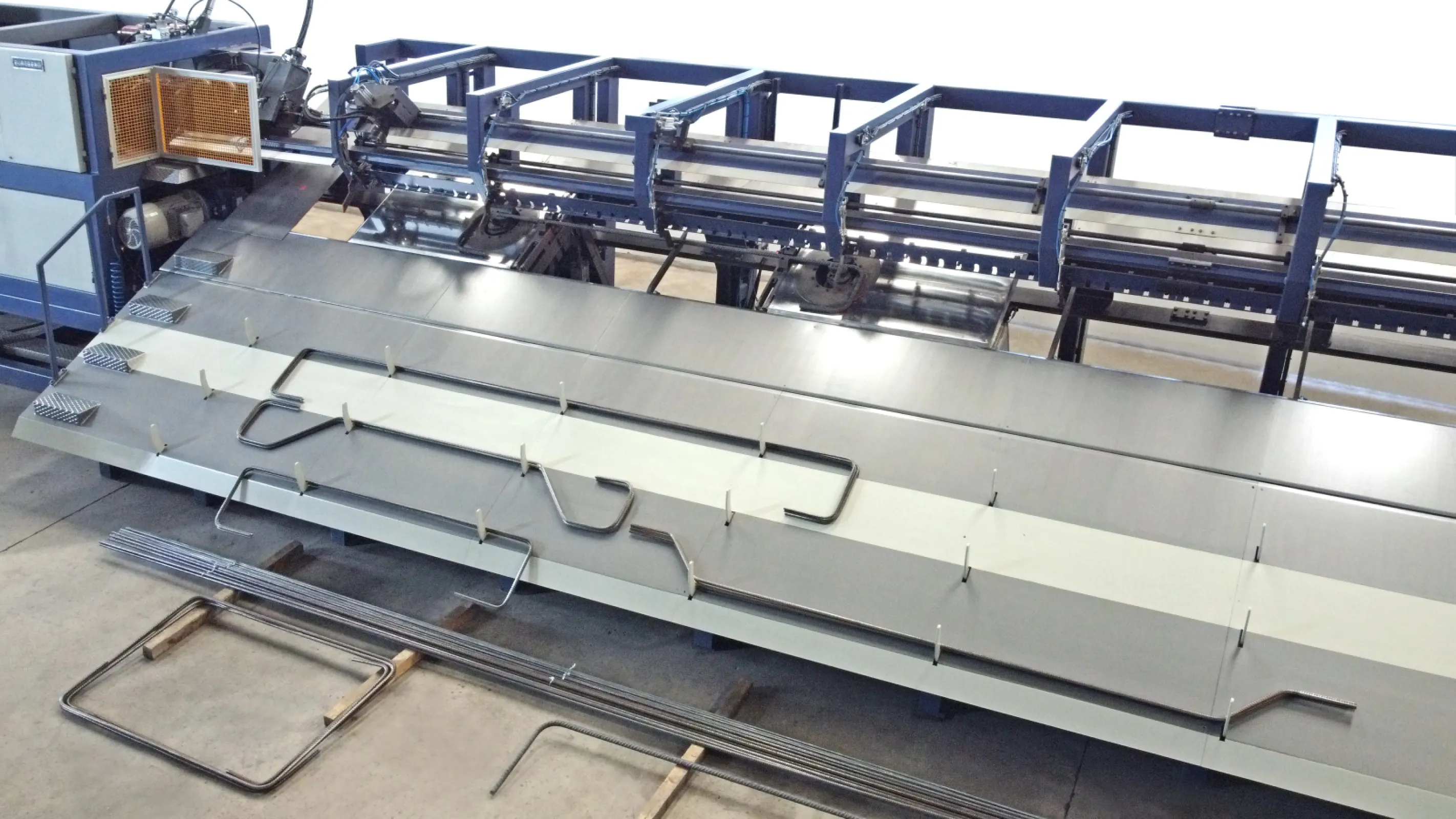 SYNTHETON SERIES, AUTOMATIC FLEXIBLE MULTIROTOR STRAIGHTENING MACHINE WITH INTERGRATED DOUBLE BENDER