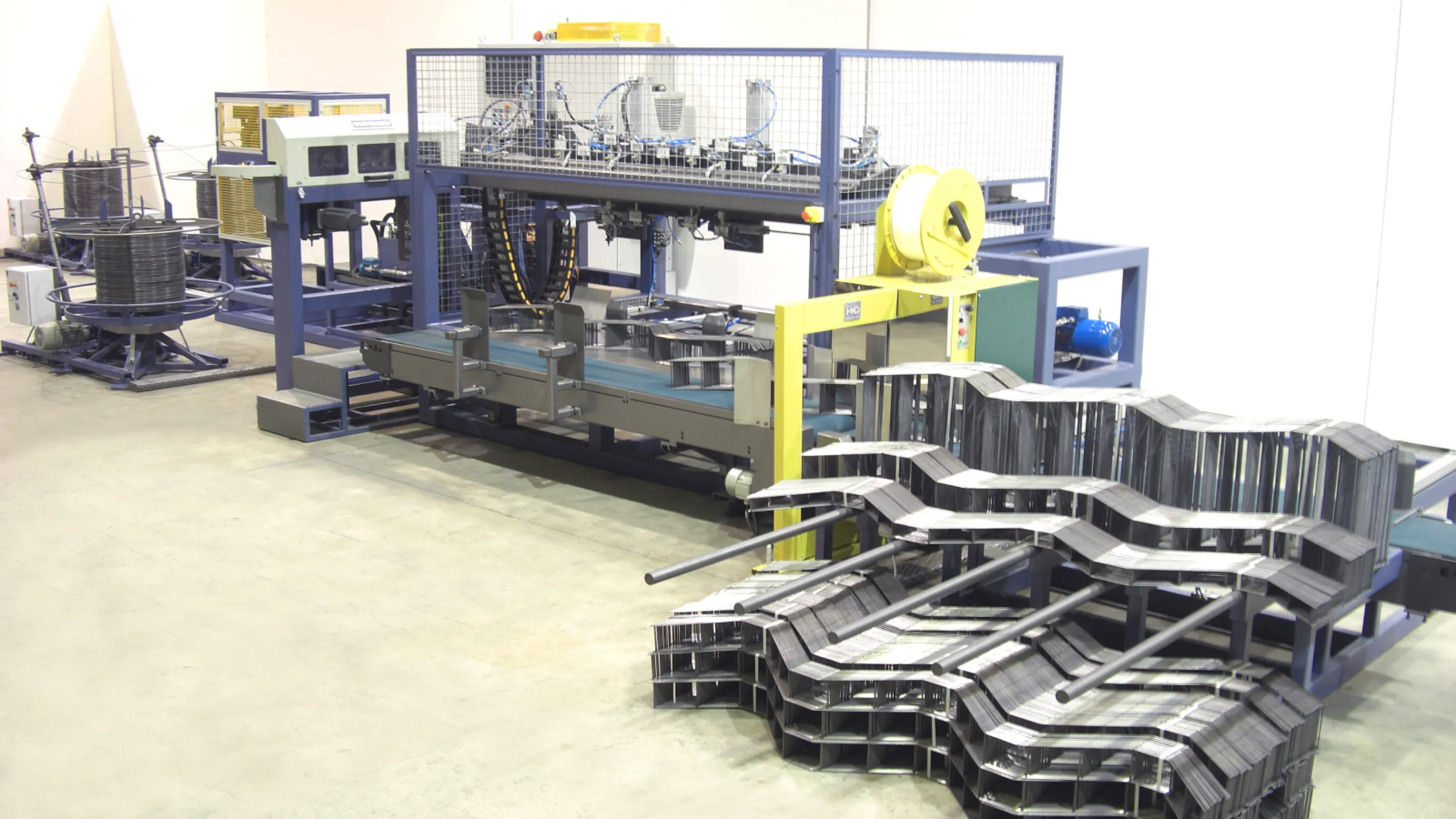 AUROMATIC S-SPACER MACHINE