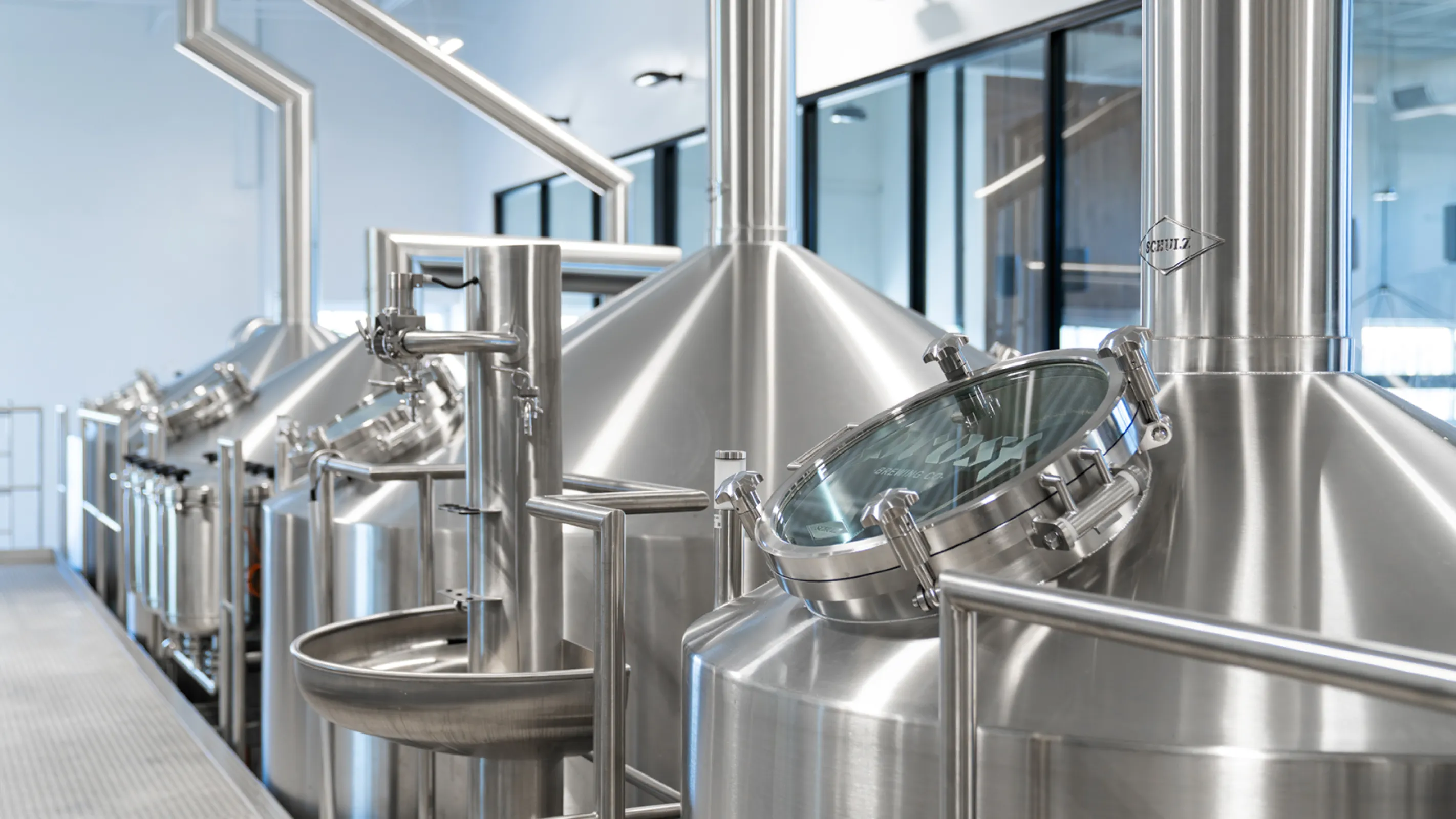STAINLESS STEEL BREWHOUSE