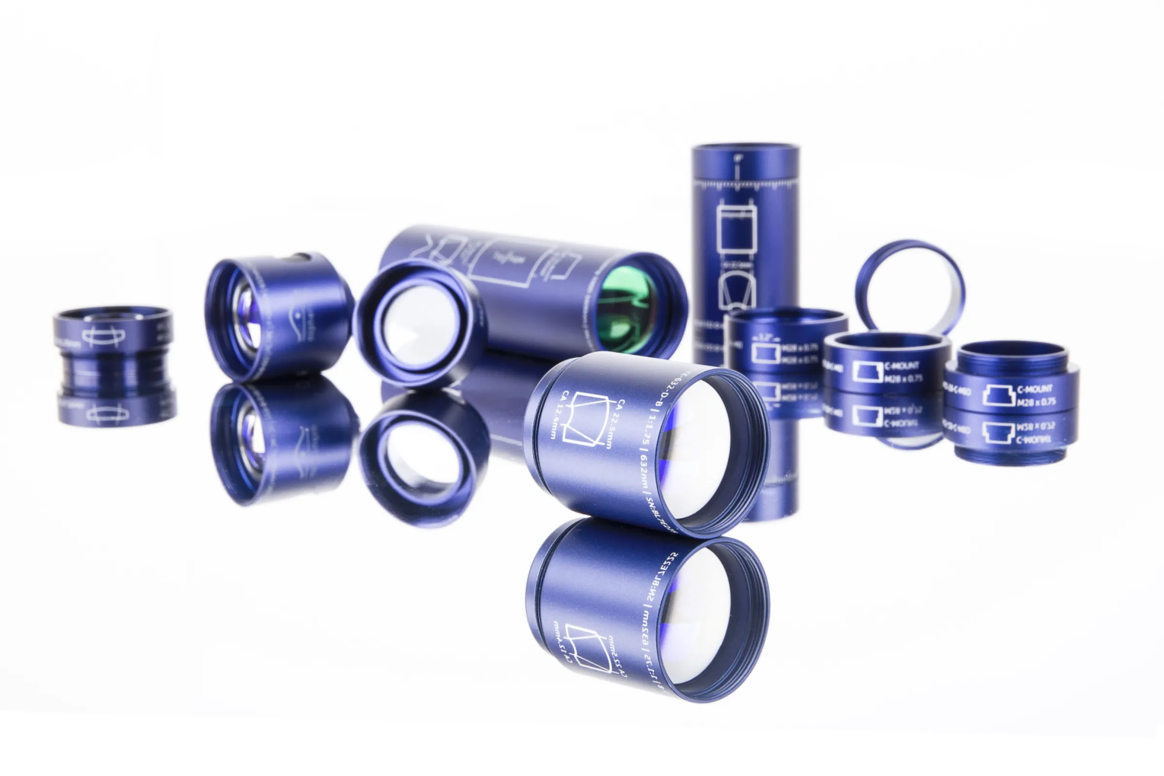 asphericon BeamTuning - Discover the world’s first aspheric and diffraction-limited beam expansion and beam shaping system!