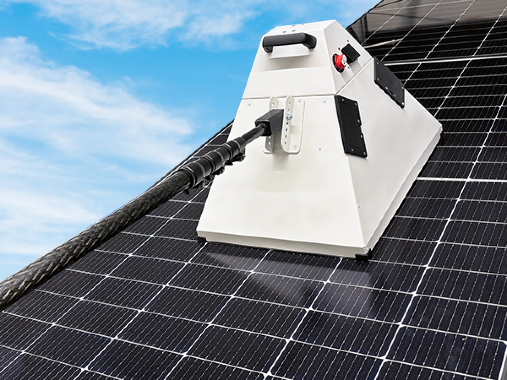 MBJ Quickcheck - The fastest luminescence test of installed solar modules ever