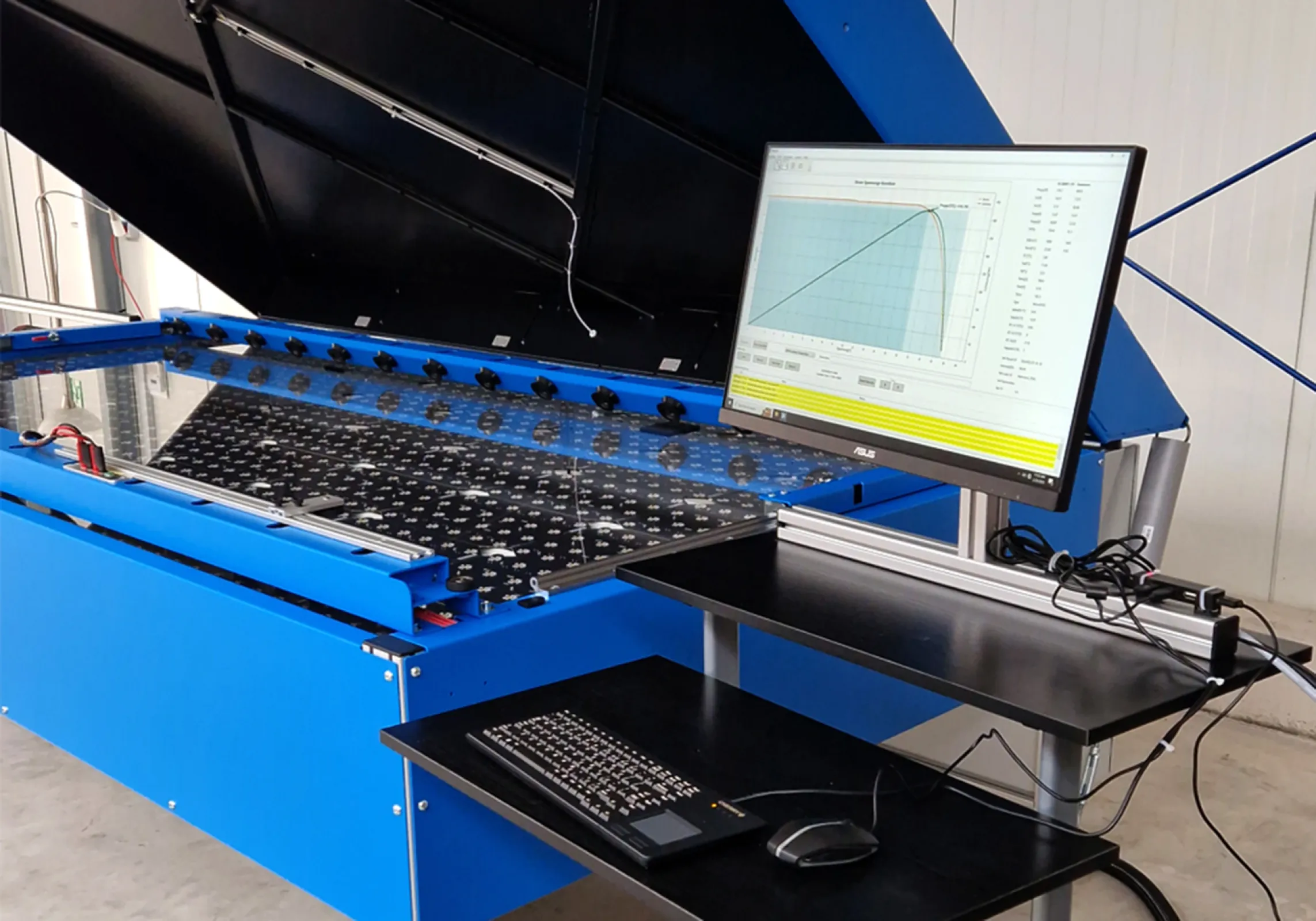 MBJ Module Tester - Cost-effective and reliable: Power measurement and EL measurements in a compact test station