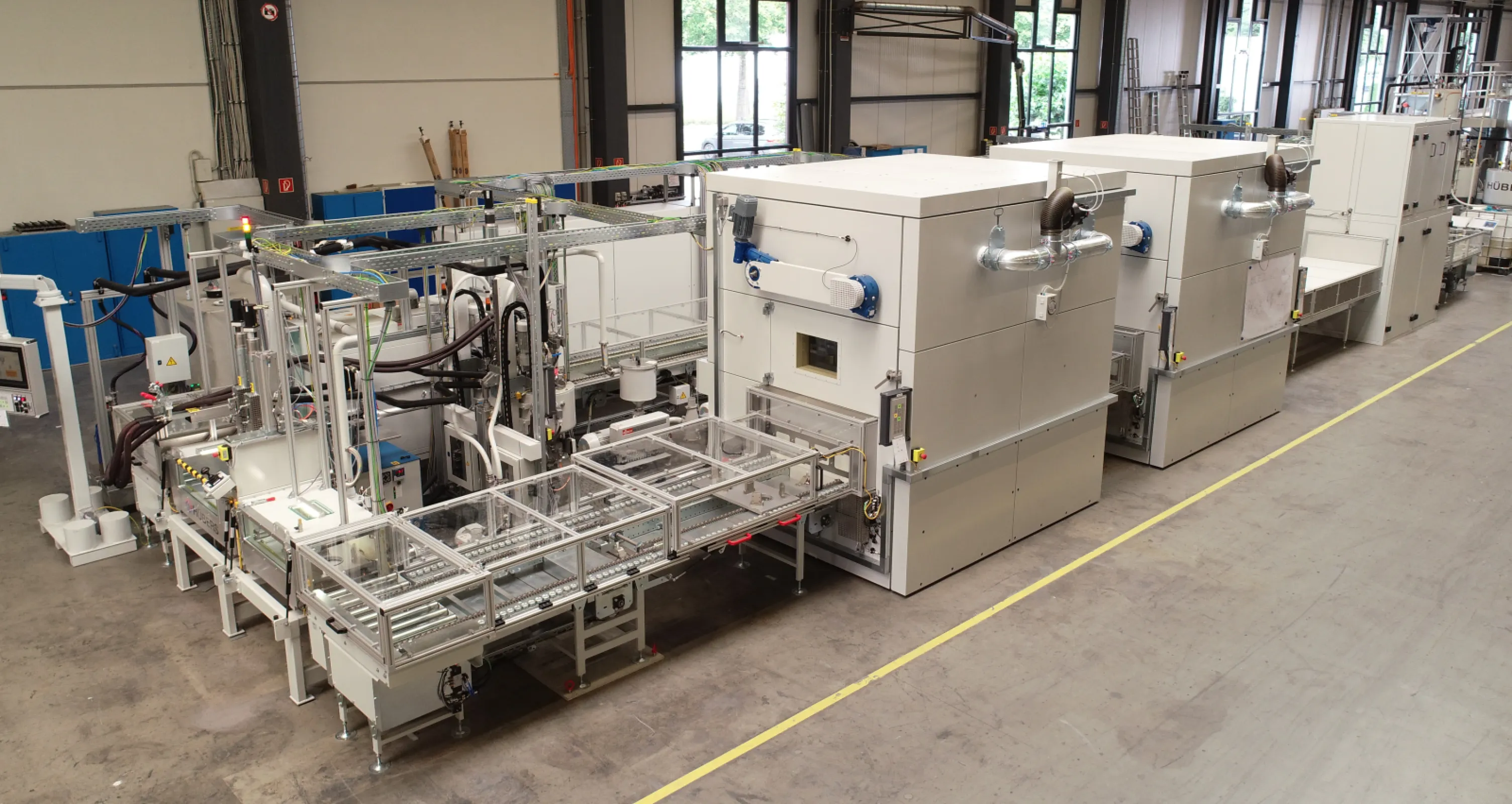 Fully Automated Potting Plant for e-Mobility-Drives' Stators