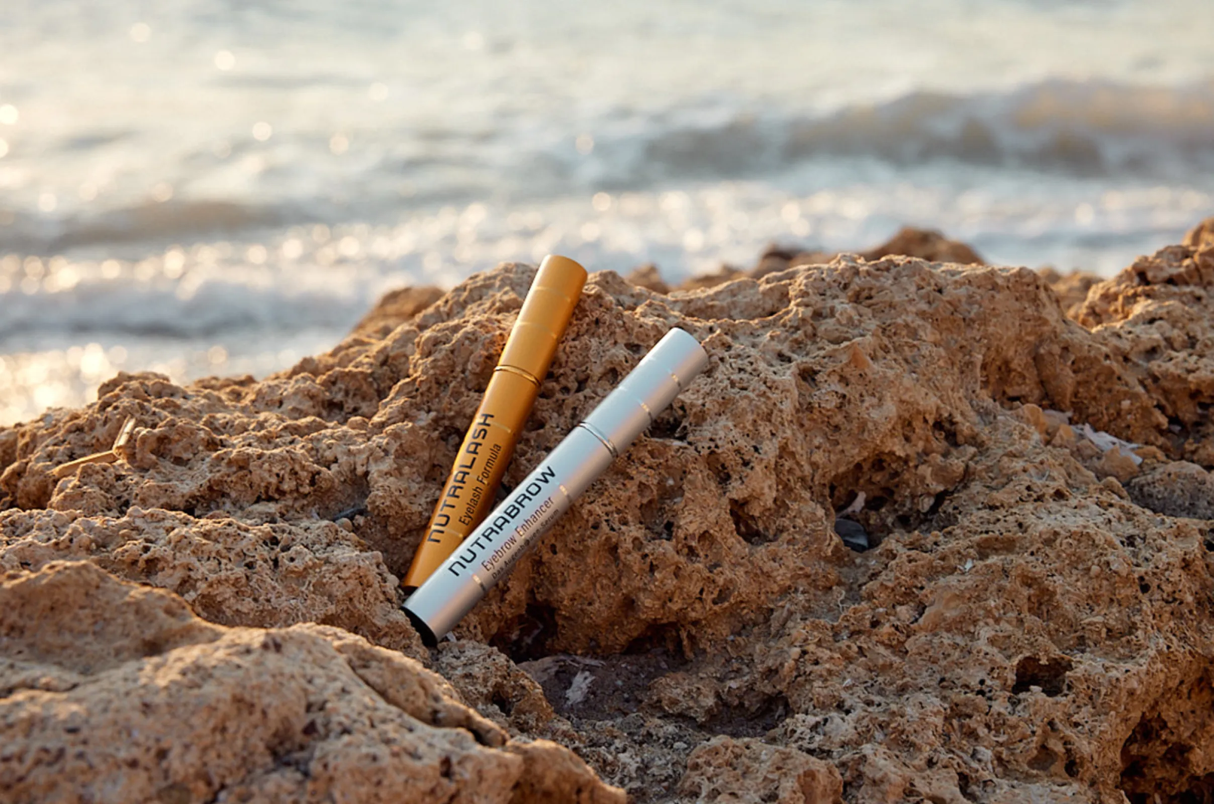 Nutracosmetic – specialists in eyelash and eyebrow serums