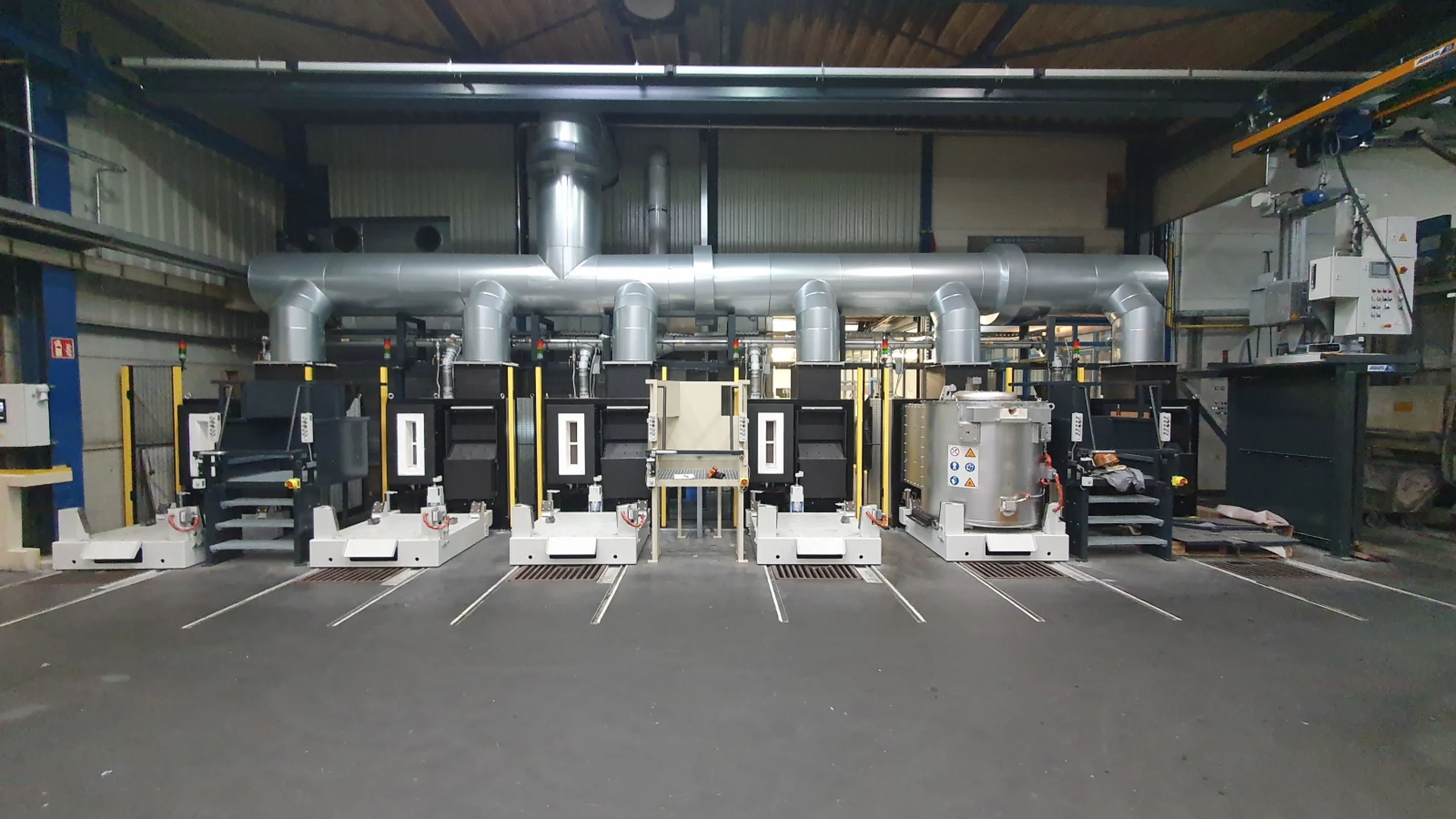 Transportable Aluminum Melting and Holding Furnace