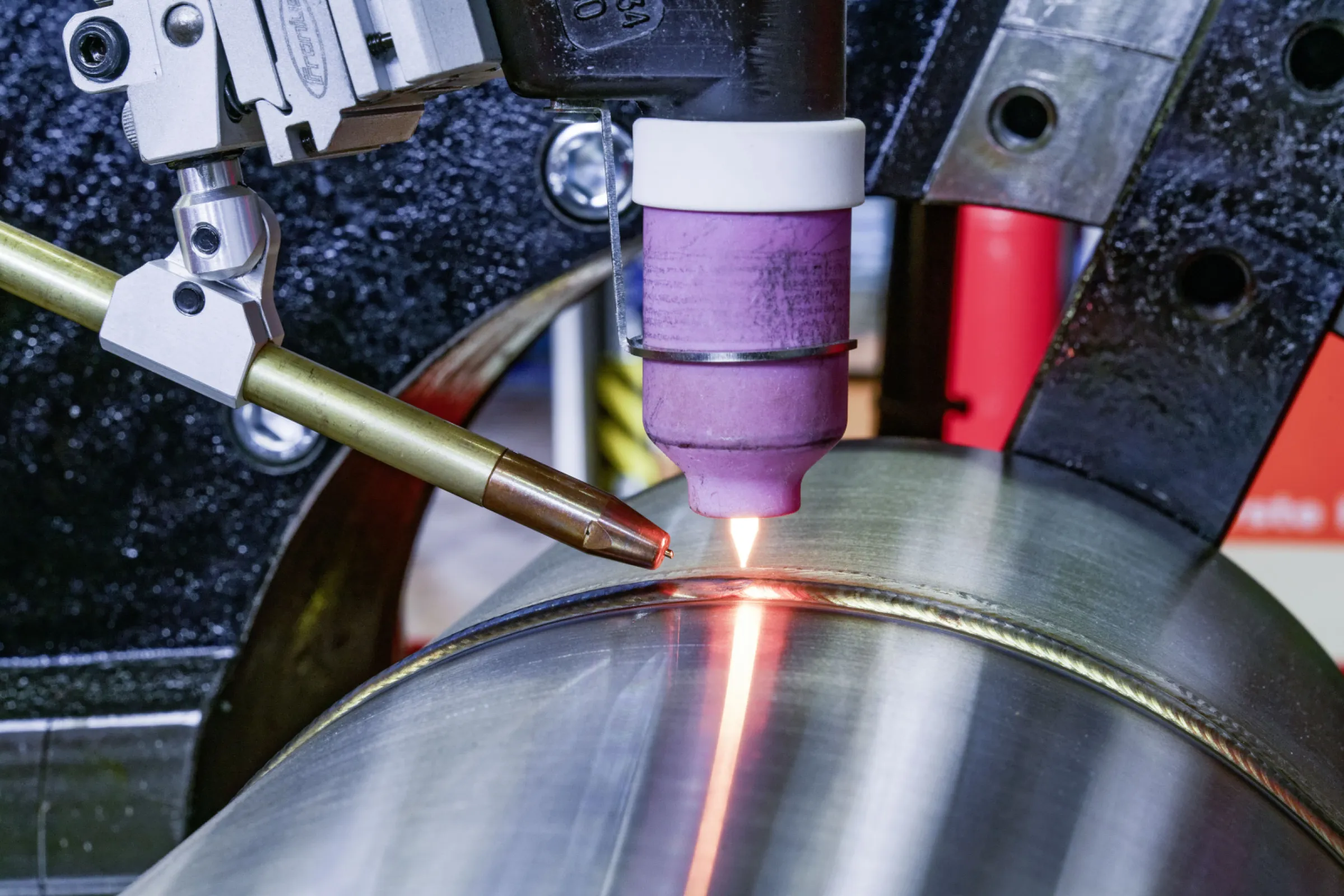 Filler metals are available in different forms and sizes.