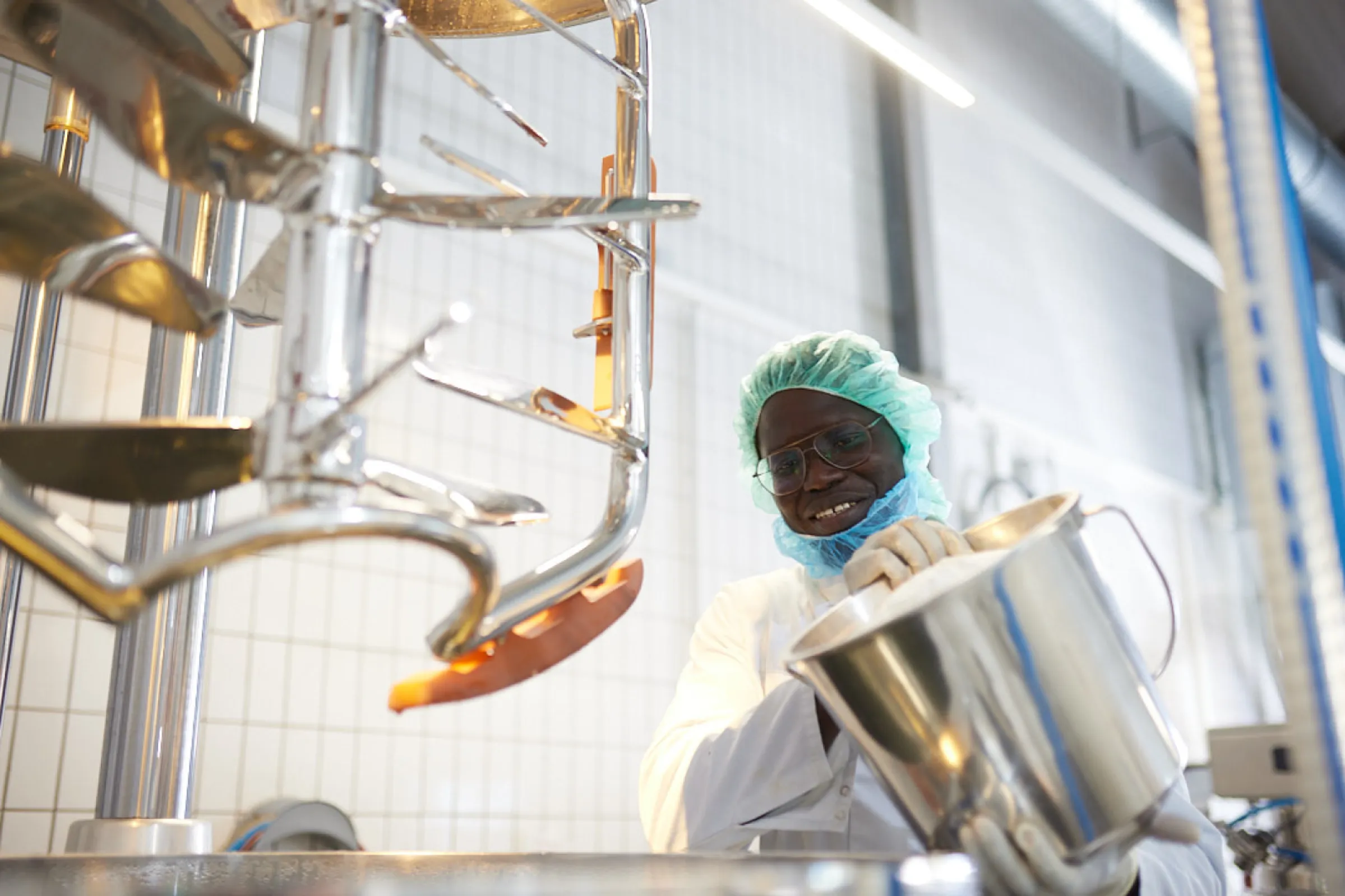 Filling of vacuum processor