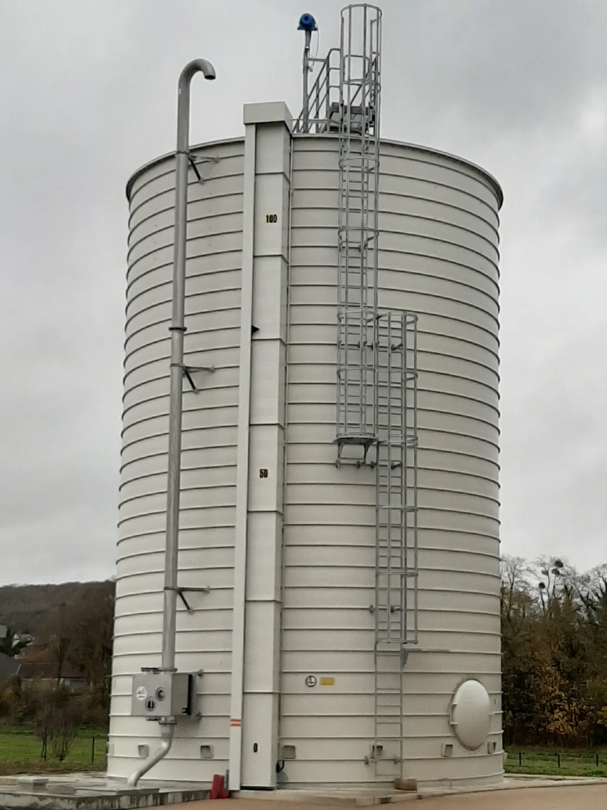 LIPP® Gas Accumulators Cost-effective system for the non-pressurised storage of biogas, landfill gas, sewage gas and CO2