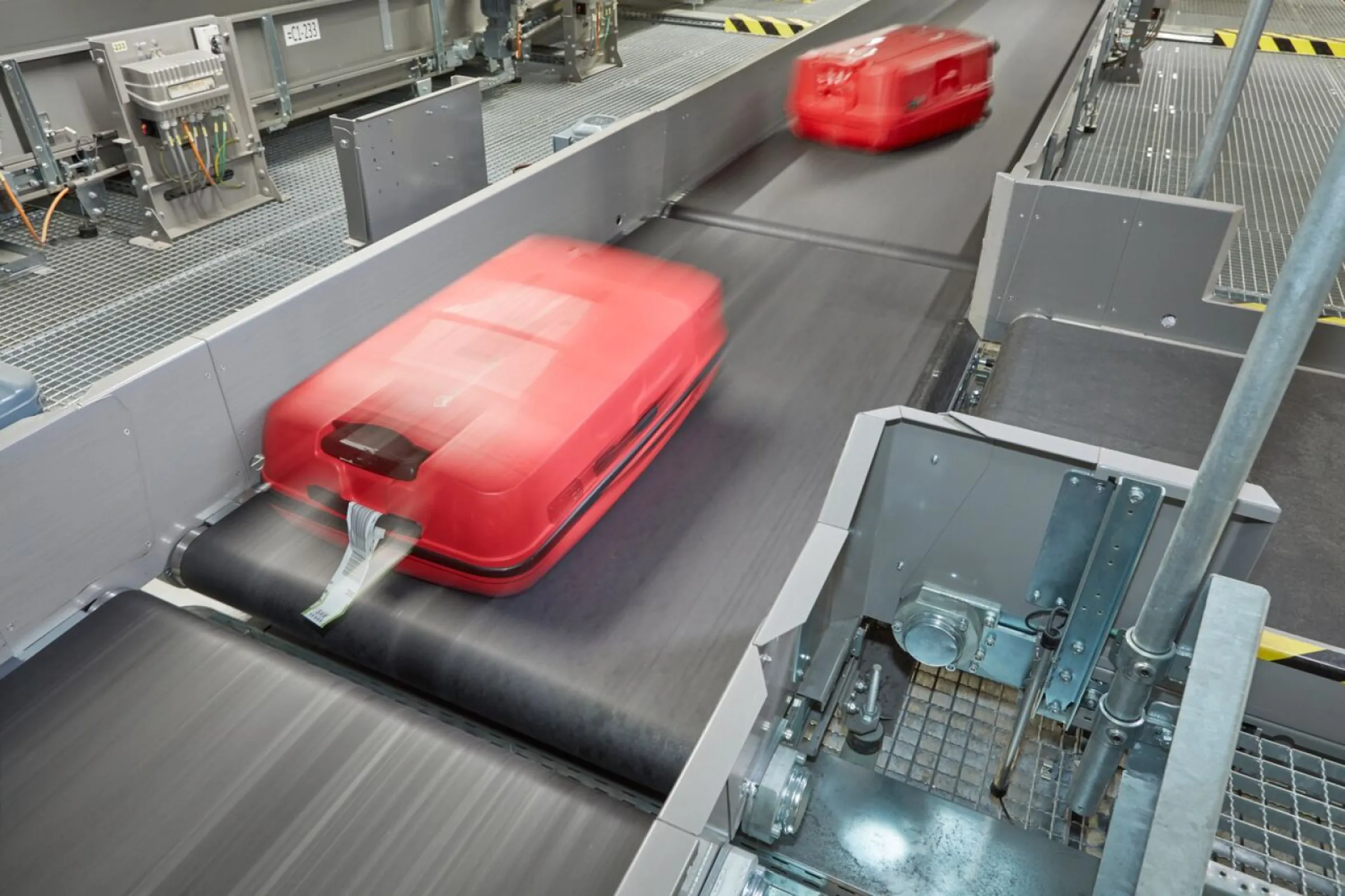 Transilon belt in the baggage handling system