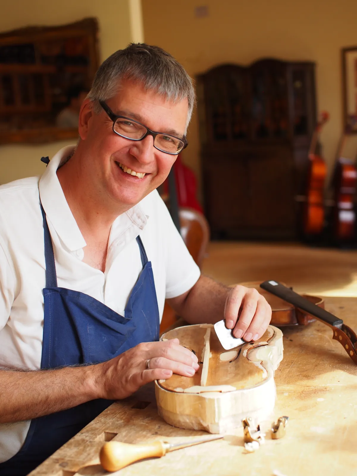 We look forward to welcoming you to the stringed instrument exhibition hall in the German Pavilion. -Your master of violinmaking - Andreas Jacobi