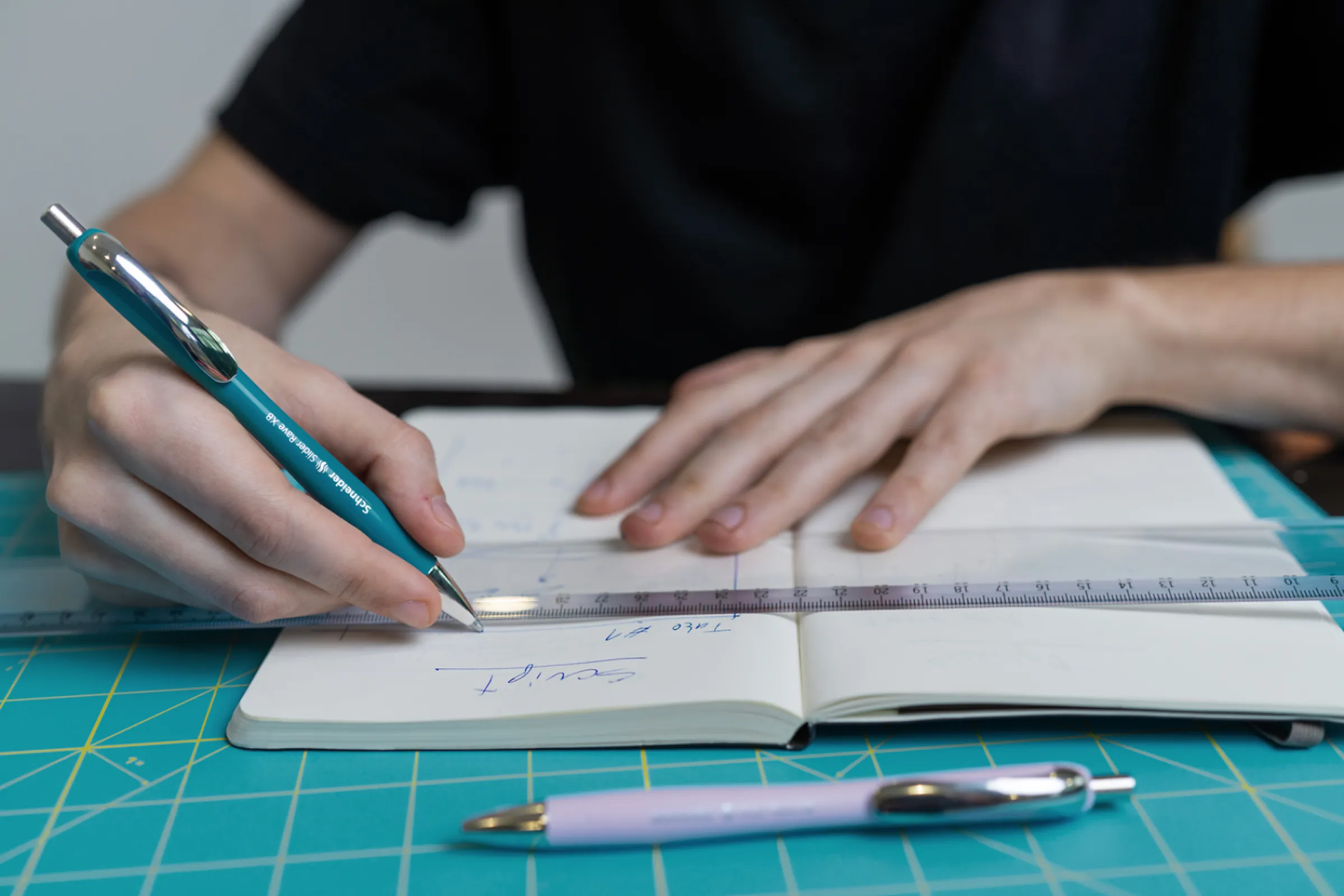 Slider Rave in teal and pearl