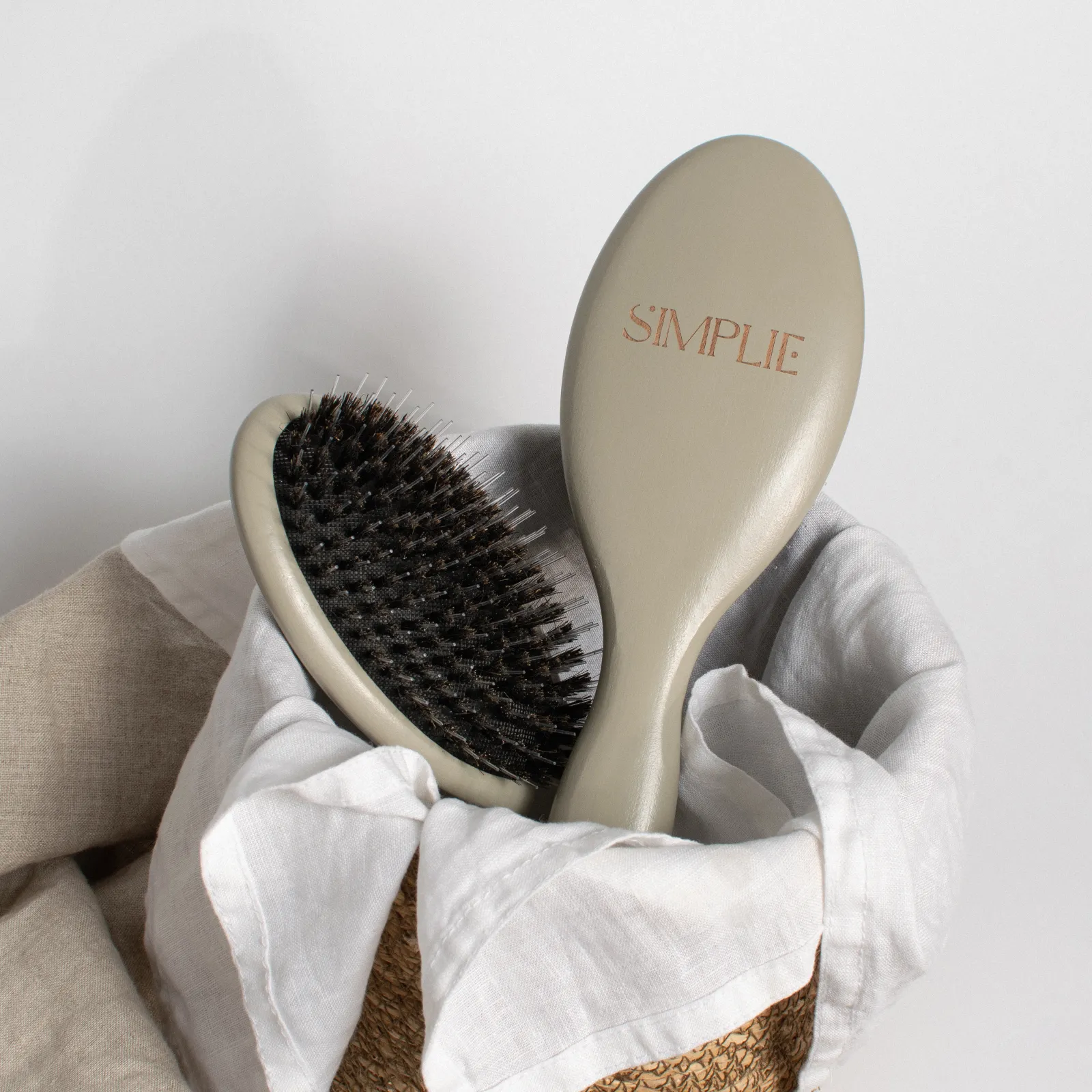 Original SIMPLIE Brush (c) Simpliehair.com