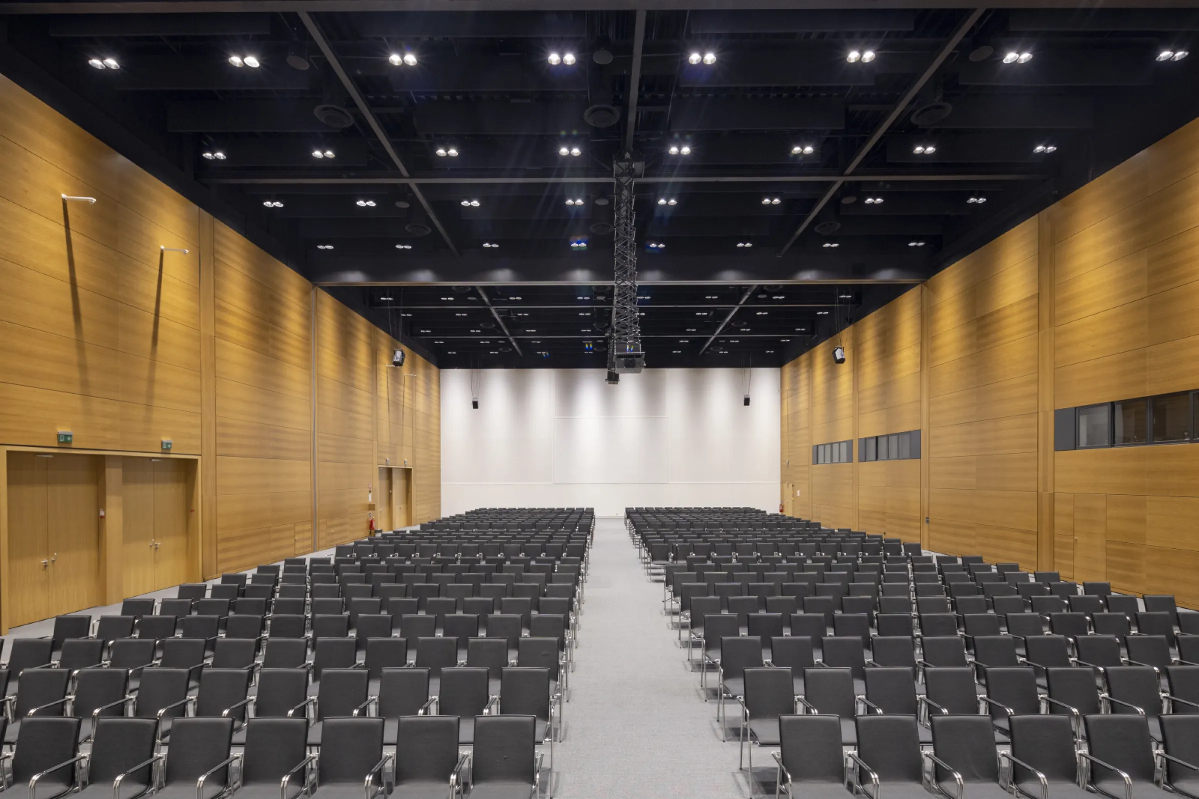 Conference Area Hall 19/20 - Room New York