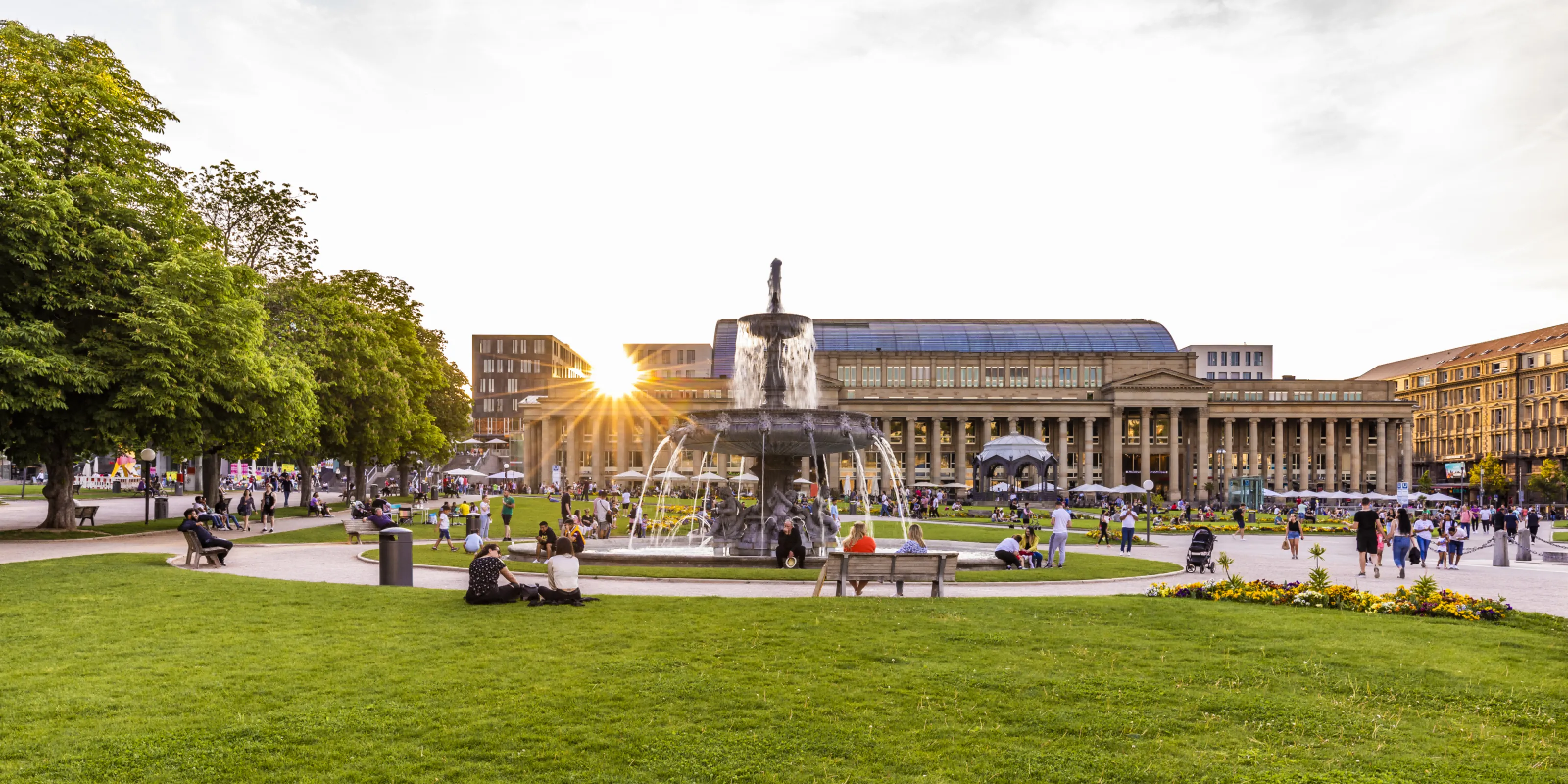 Stuttgart palace square (c) SMG Werner Dieterich