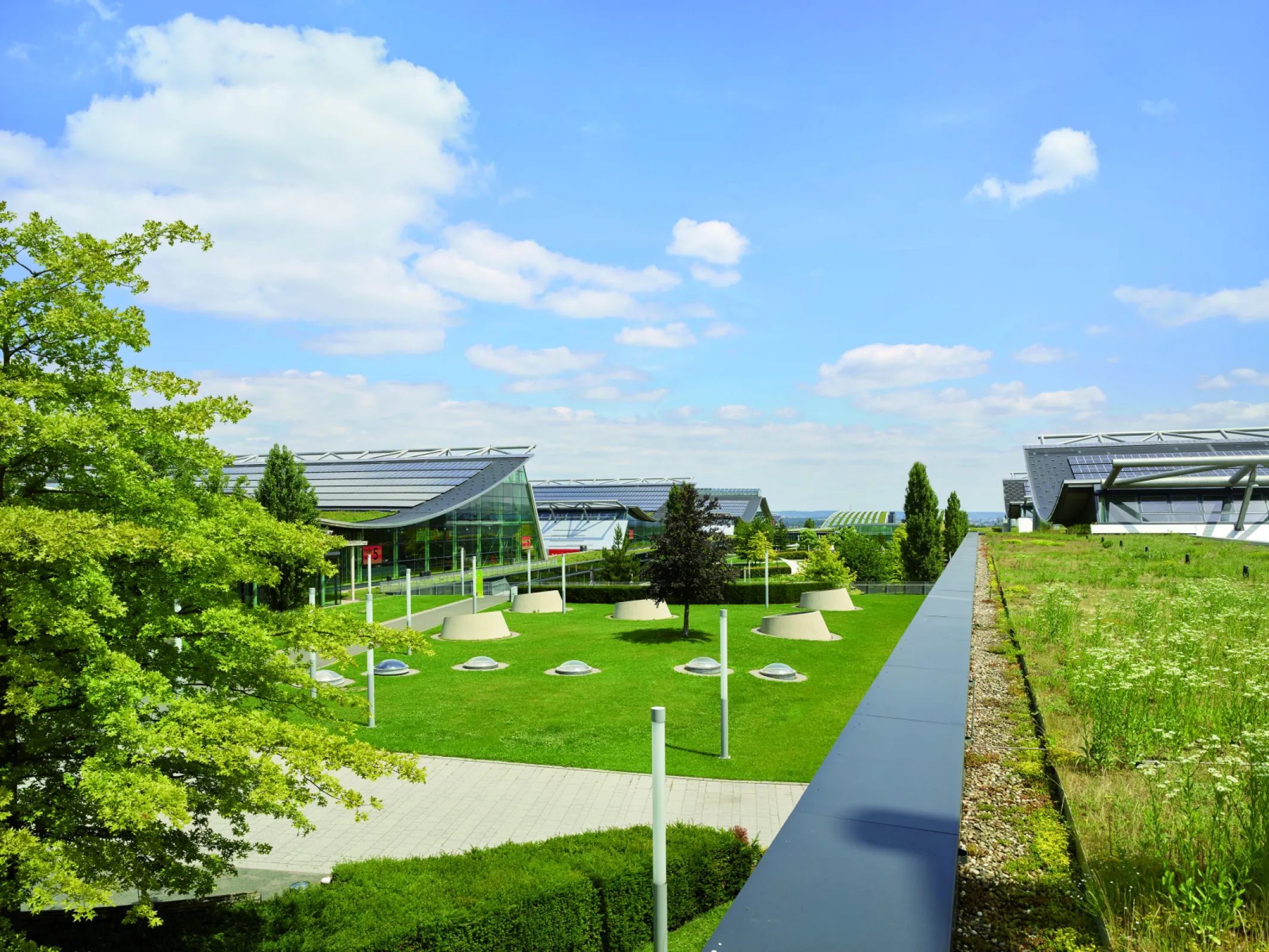 Stuttgart fair campus (c) Roland Halbe