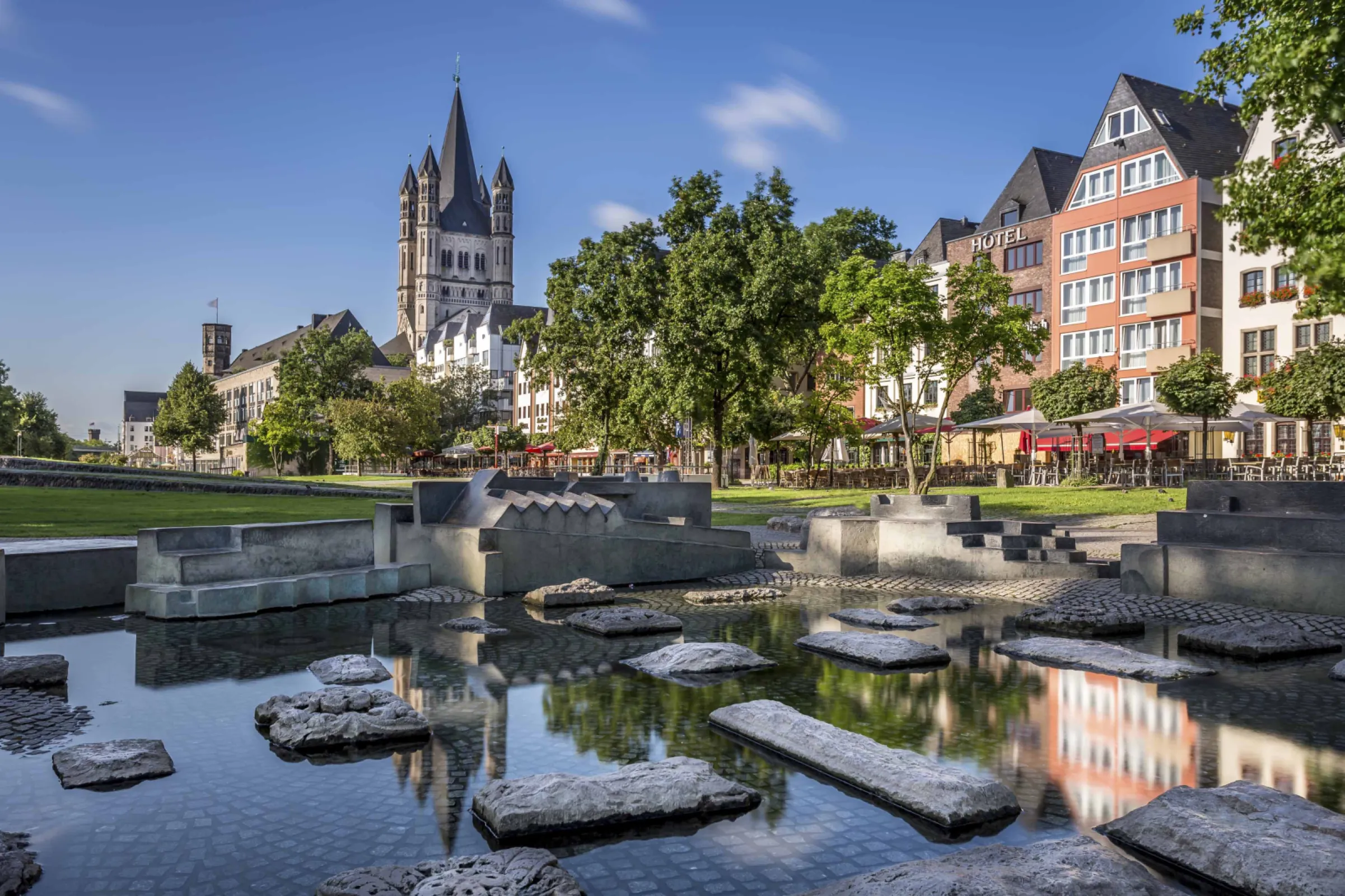 Cologne Old Town / Altstadt-Rheinufer-08-Jens-Korte © Foto Jens Korte