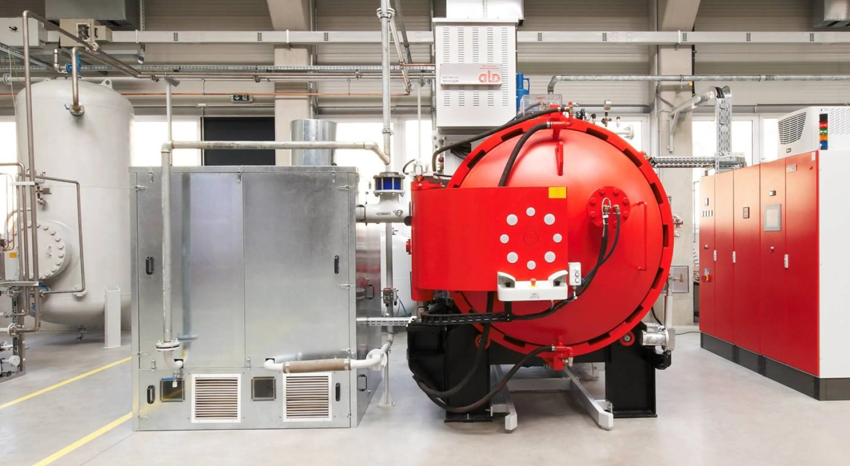 Vacuum Heat Treatment - MonoTherm Single Chamber Furnace