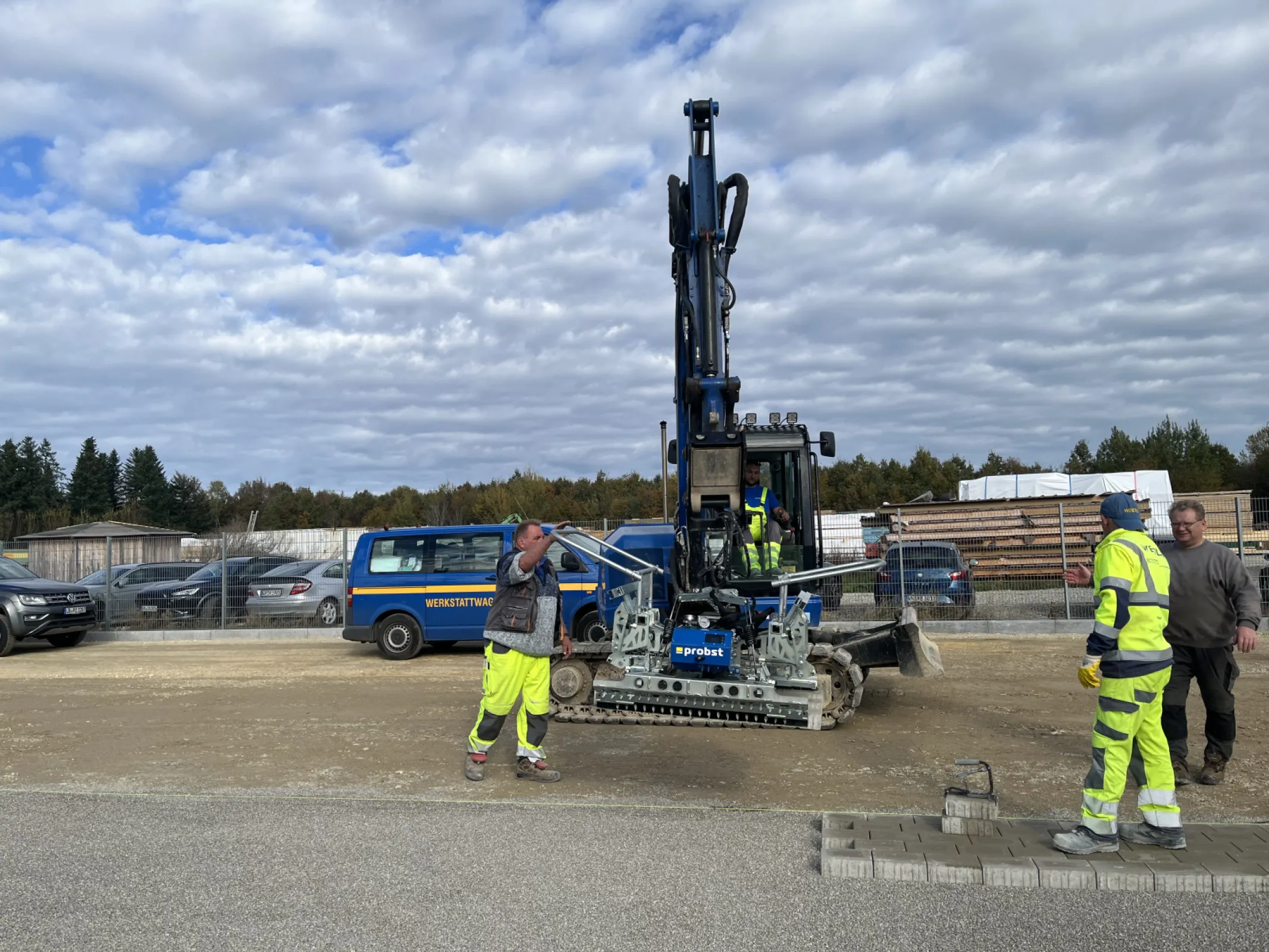 HVZ-PAVERTRON Electro-hydraulic installation clamp