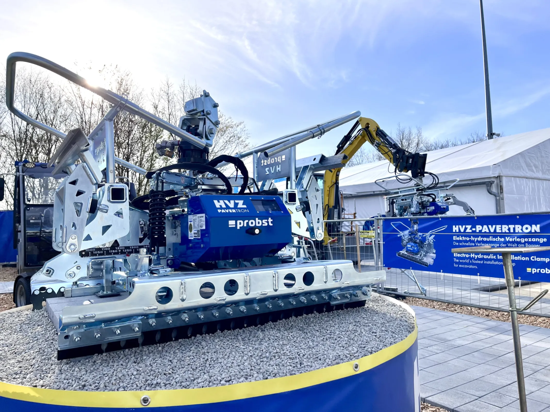 HVZ-PAVERTRON Electro-hydraulic installation clamp