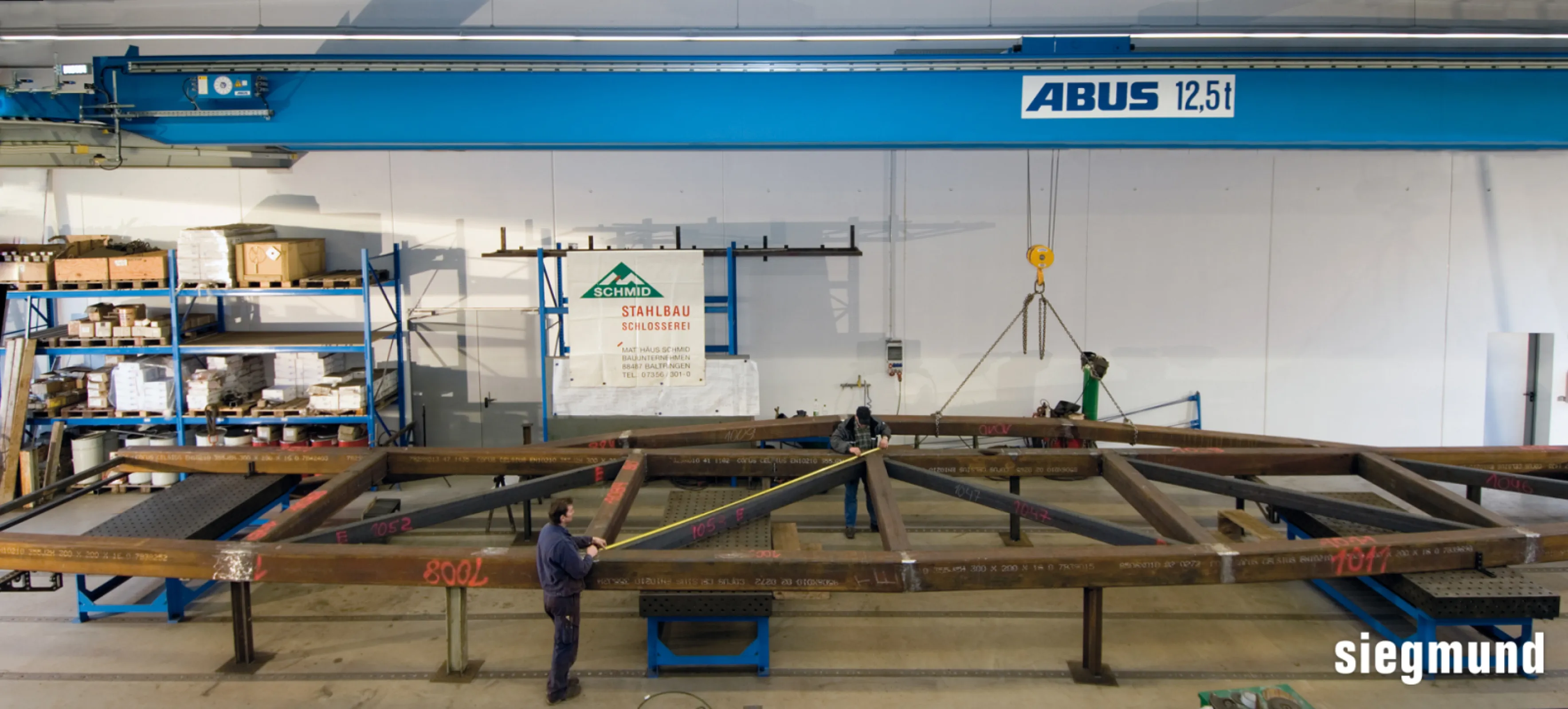 Siegmund in action - bridge construction