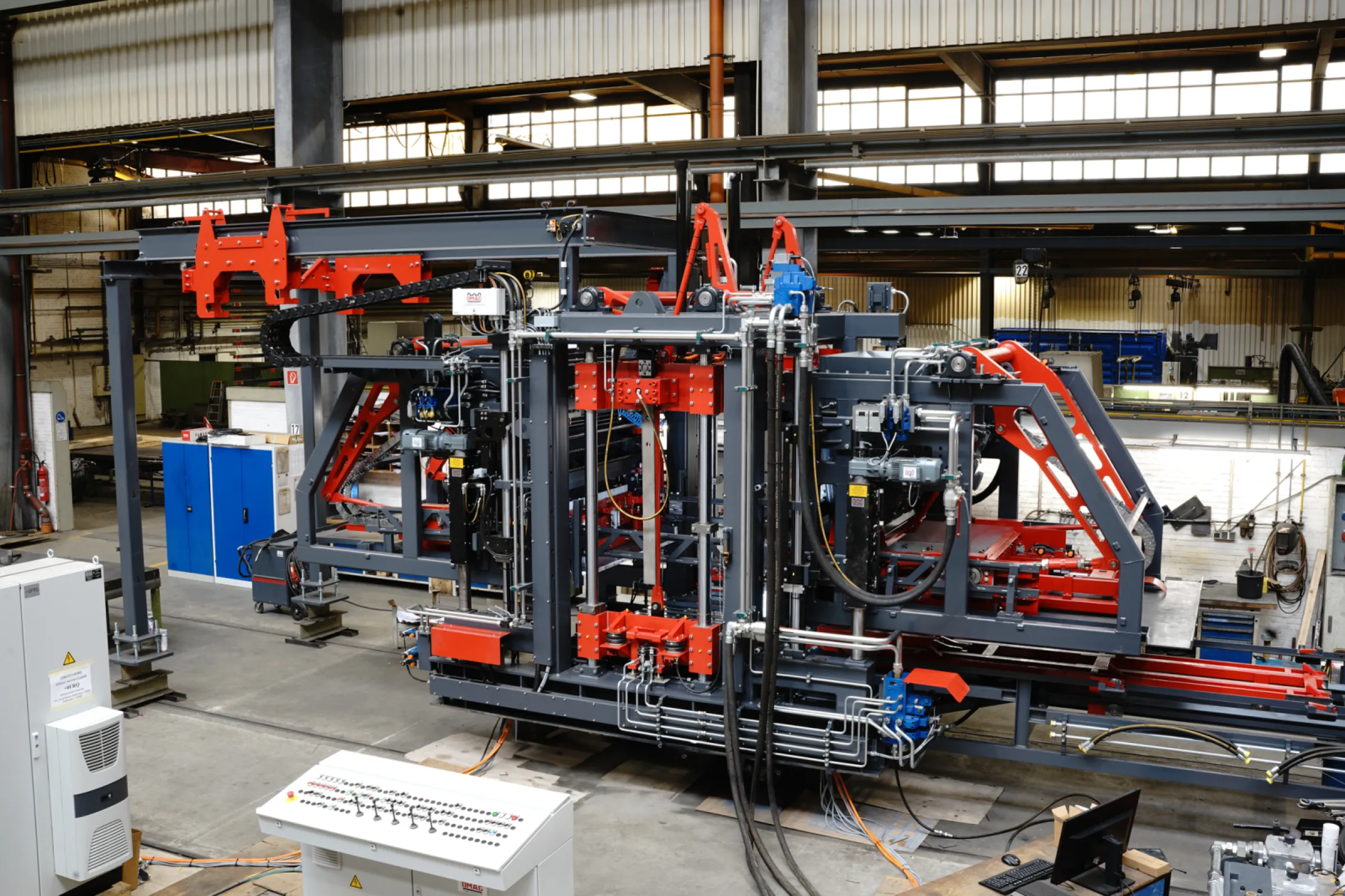 OMAG Tronic 140/120 Block Machine