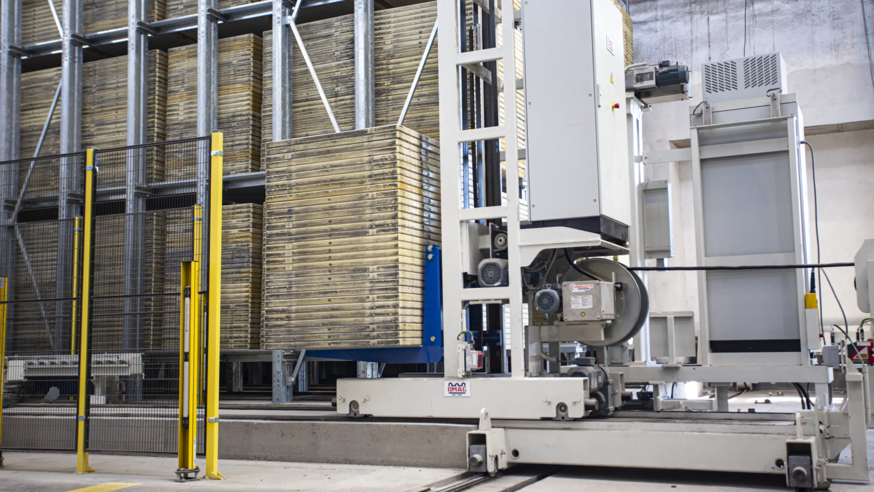 OMAG Board Stack Transfer Car