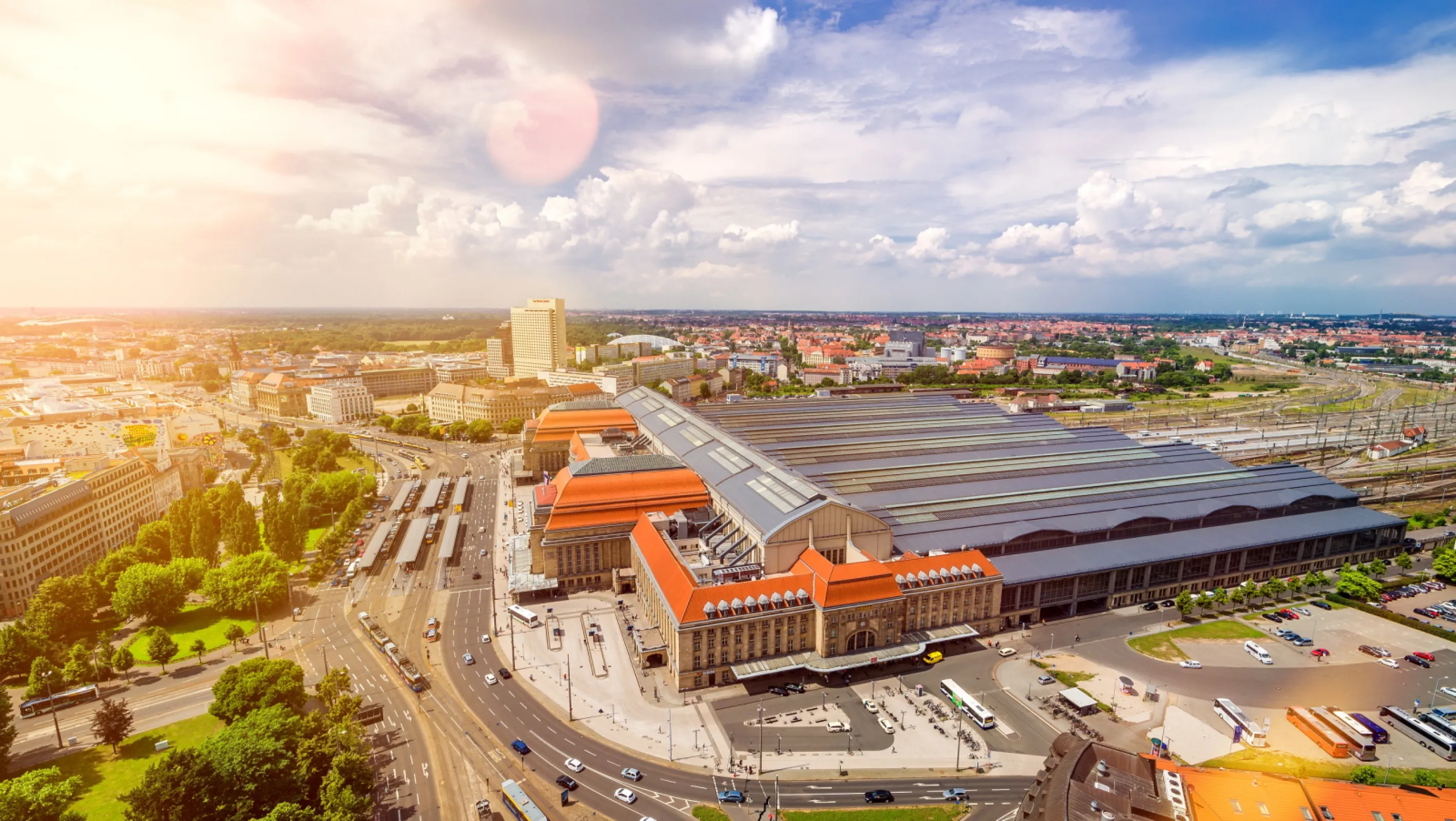 From the moment you arrive you sense the all-pervasive enthusiasm, professionalism & cosmopolitanism - Leipzig Central Station © Philipp Kirschner