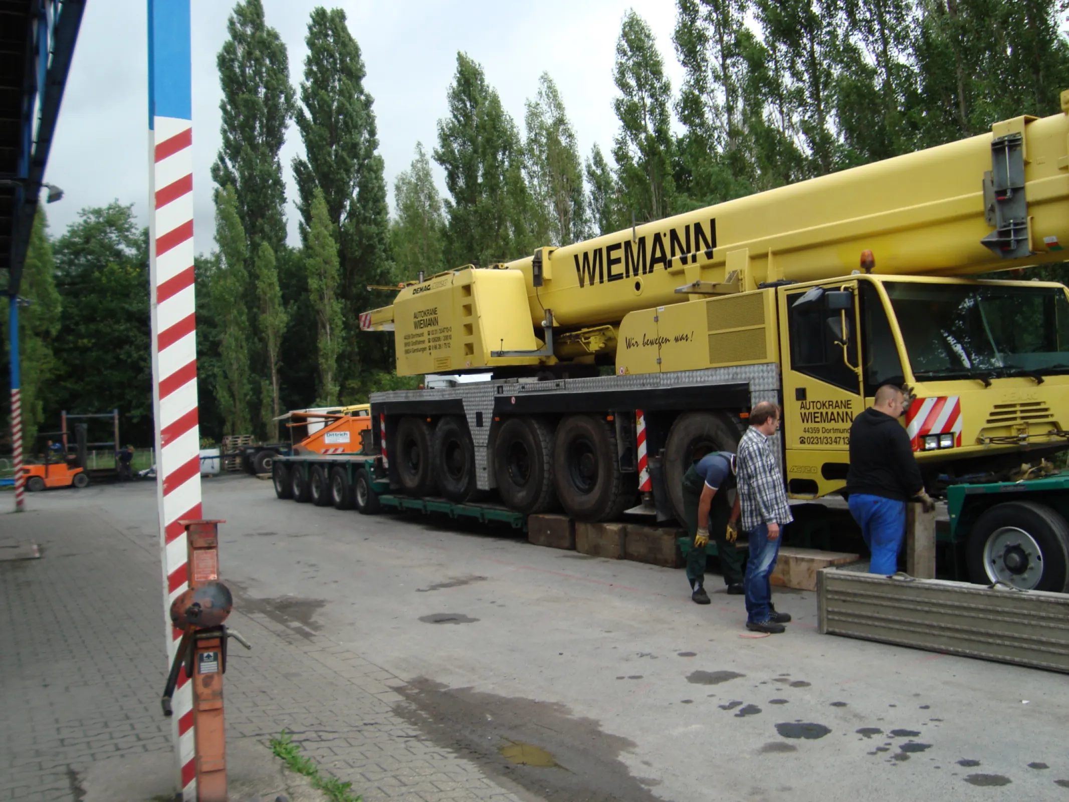 Oversized Transport to Ukraine and heavy haulage