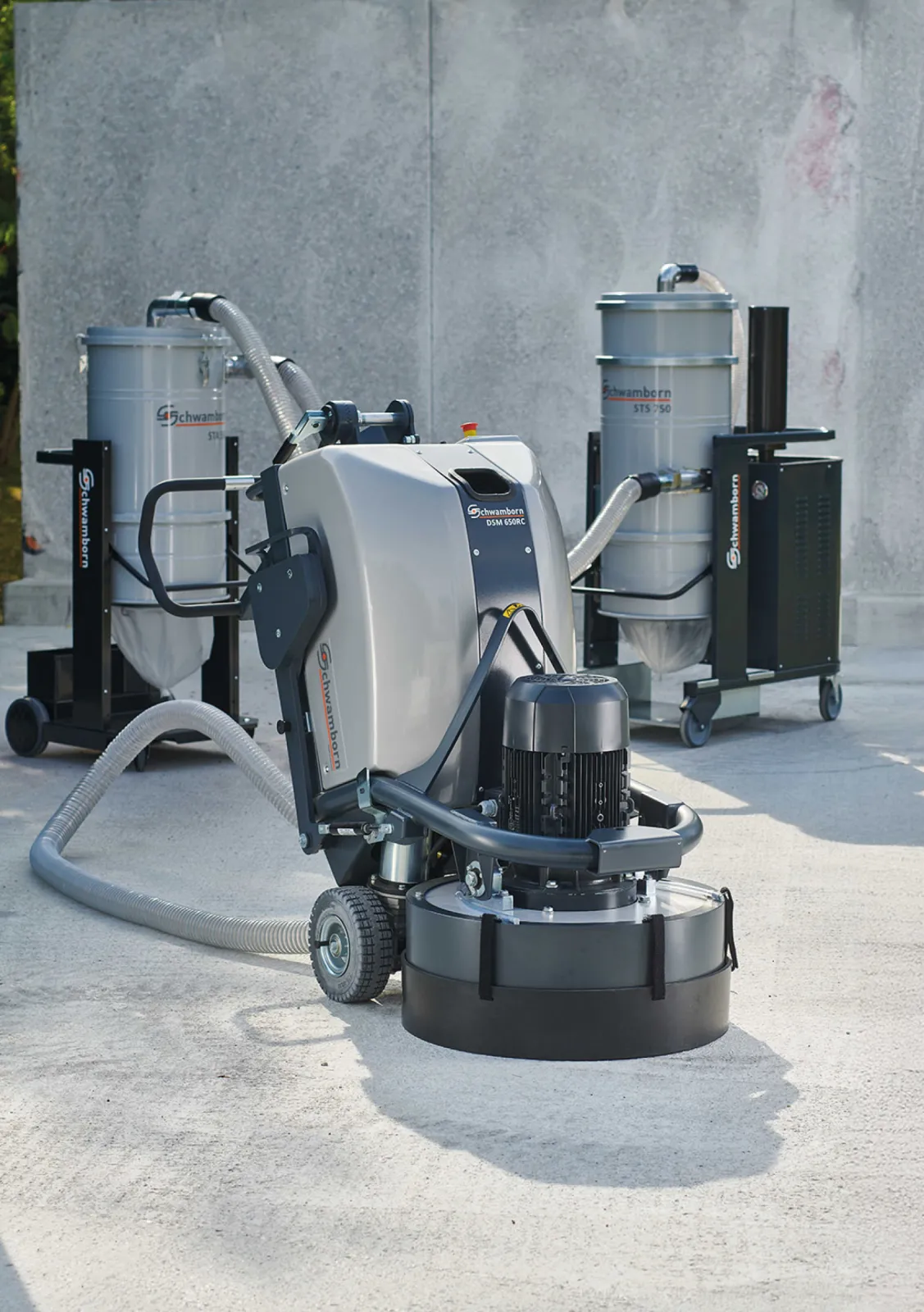 The perfect duo for dust-free grinding - High coverage. Low dust. Ergonomic.