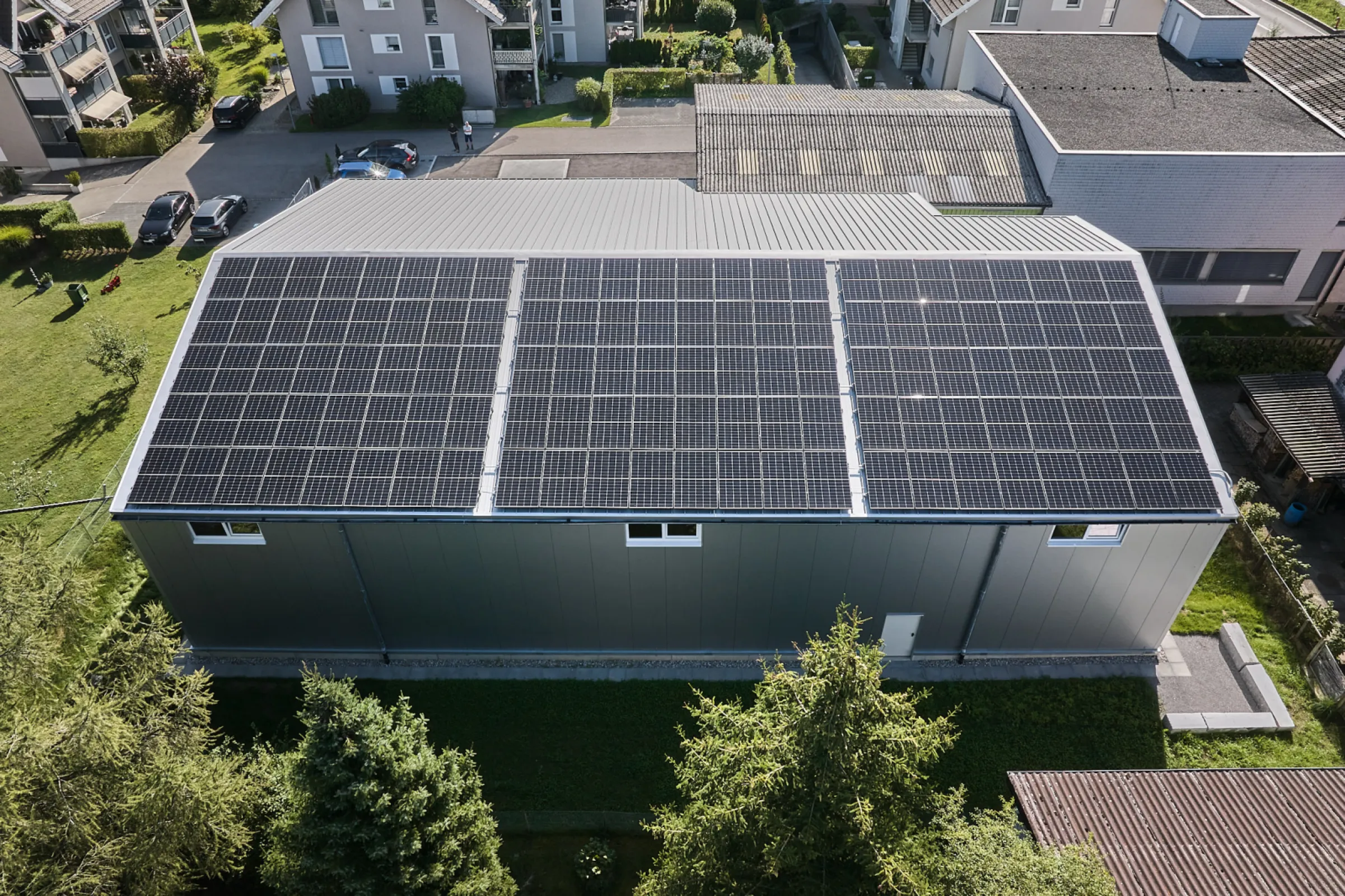 Heated warehouse with rooftop solar panels