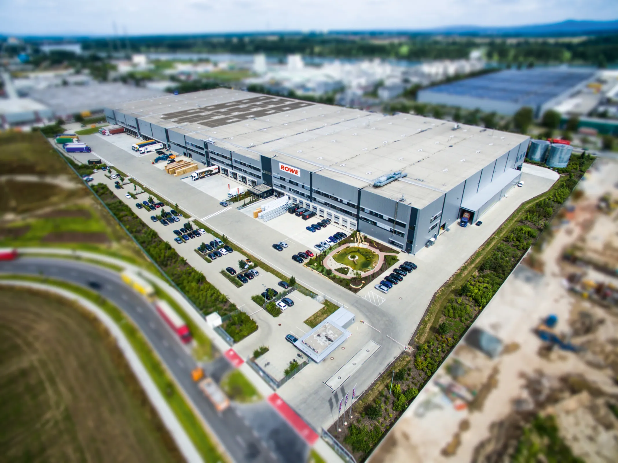 The ROWE main factory in Worms is one of the most modern lubricant factories in the world.