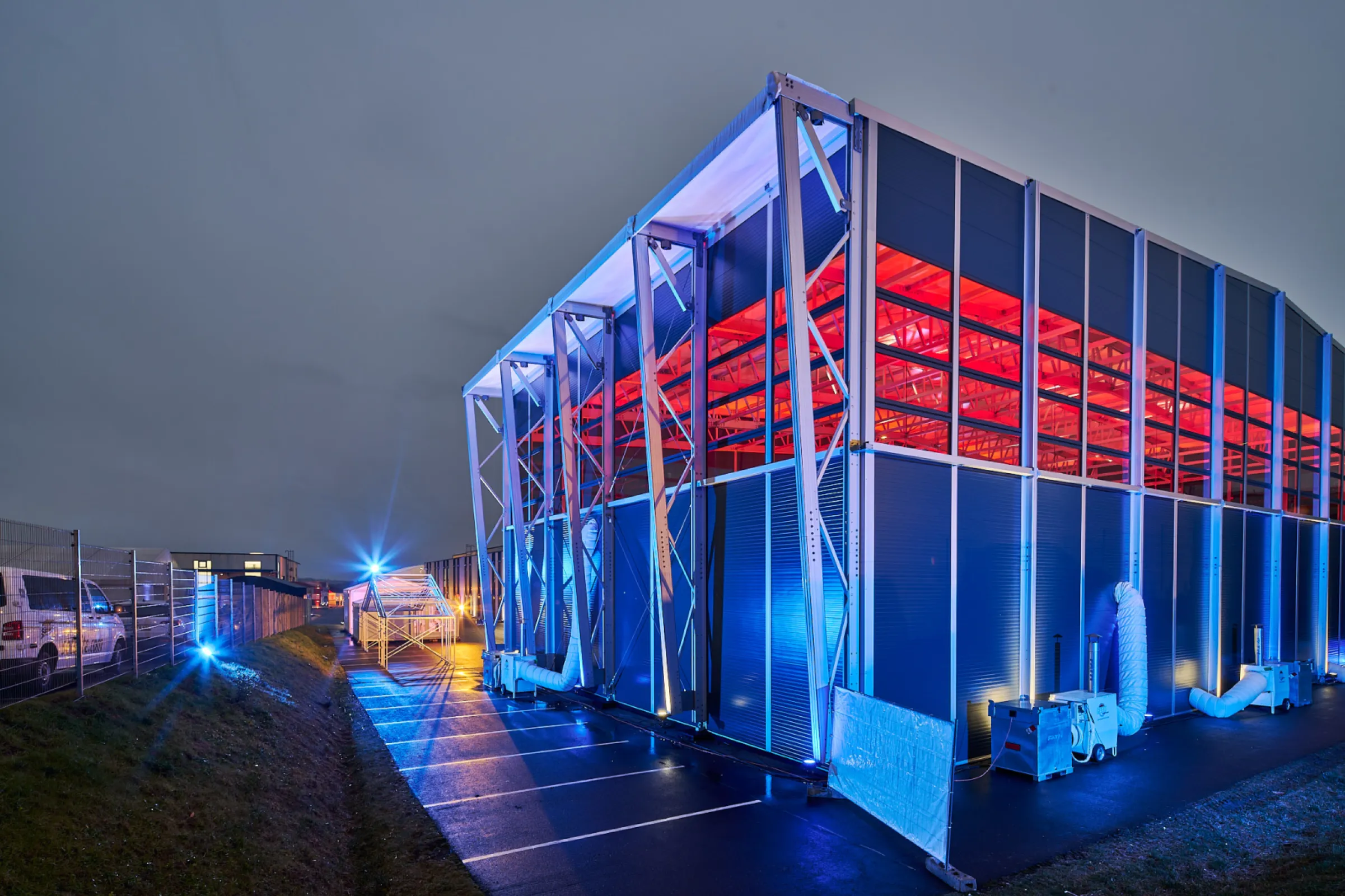 Metropolitan pavilion — exterior