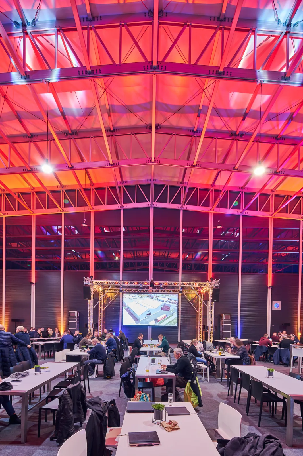 Metropolitan pavilion — interior