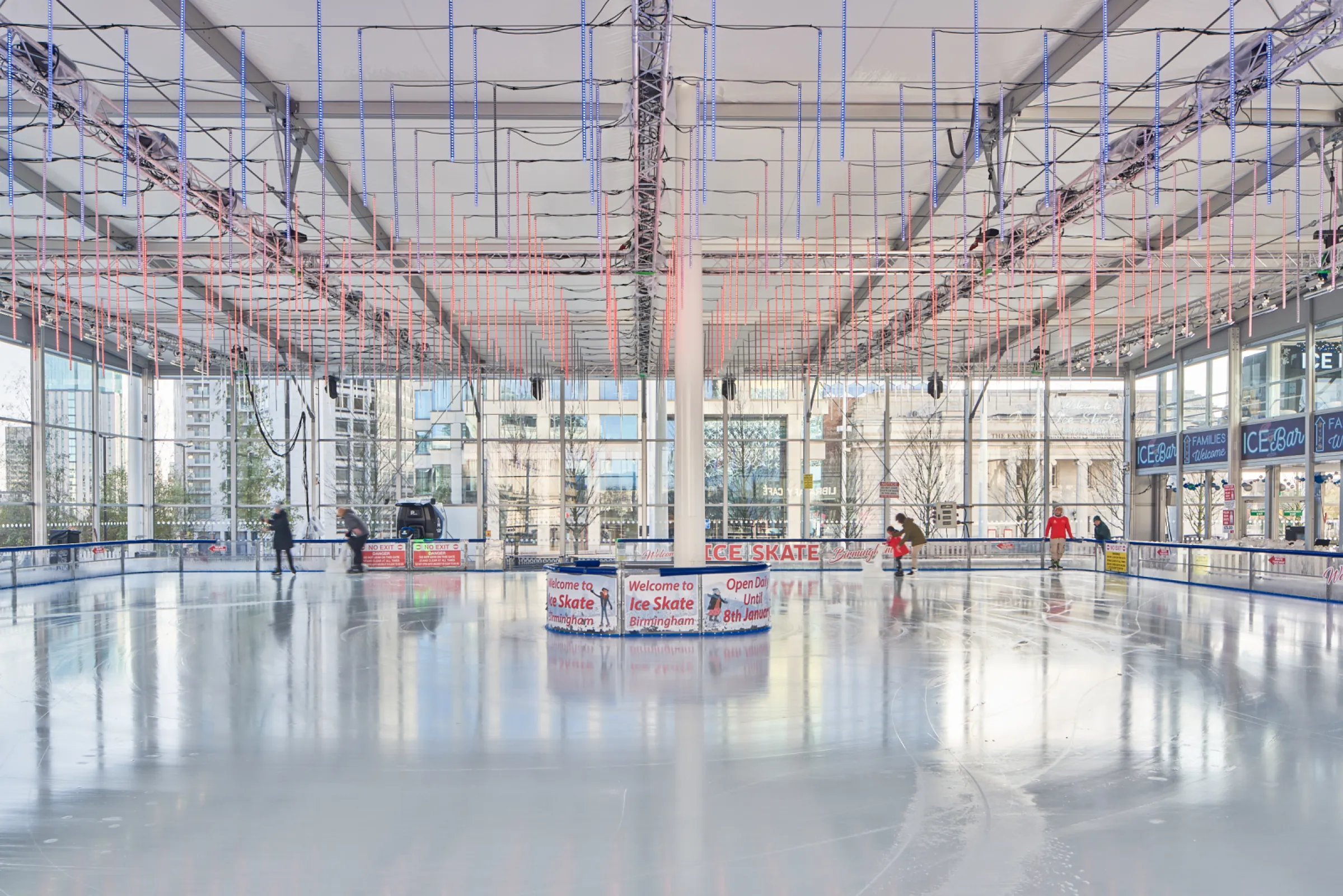 Manhattan pavilion — interior view