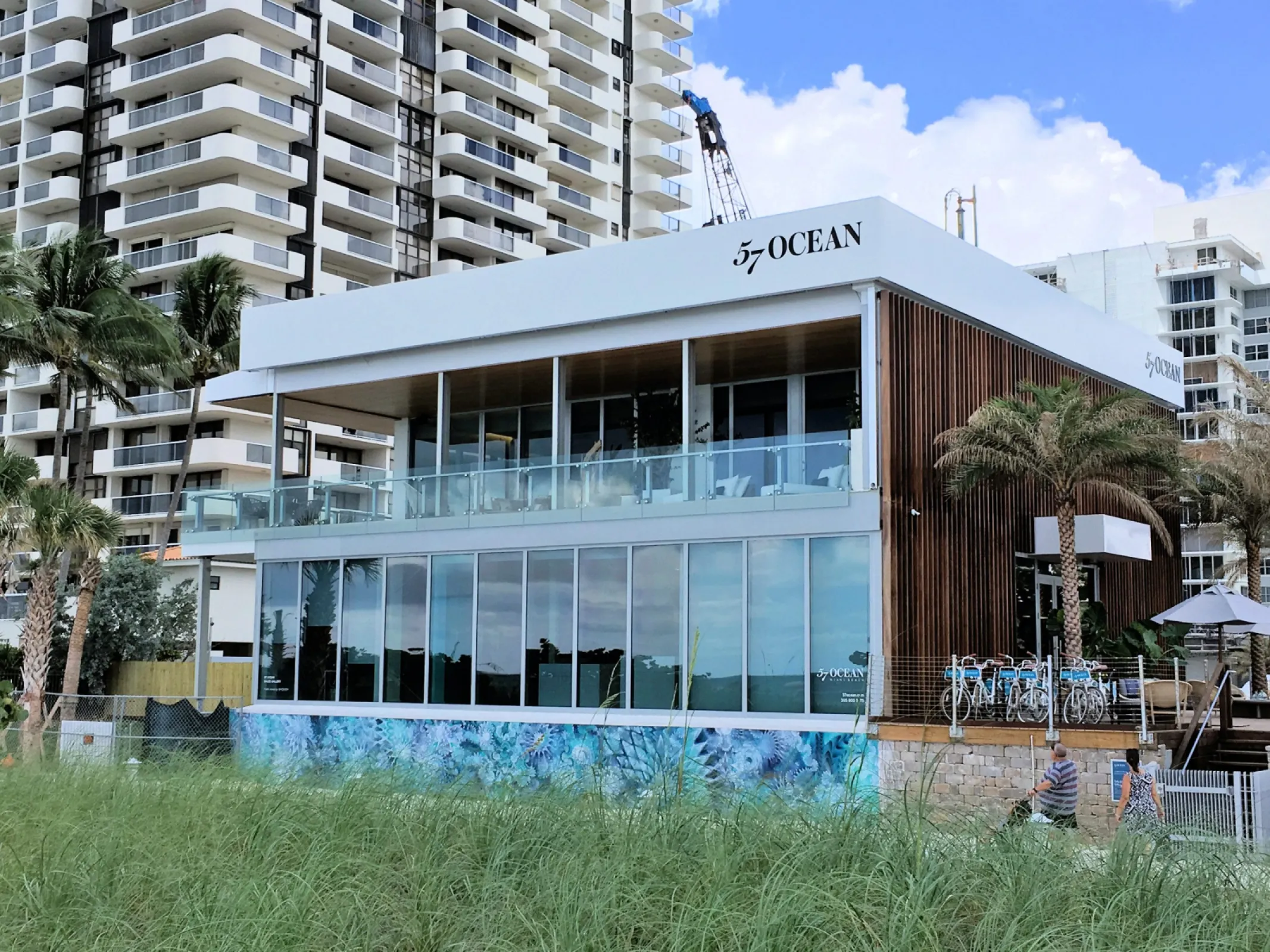 Manhattan pavilion — exterior view