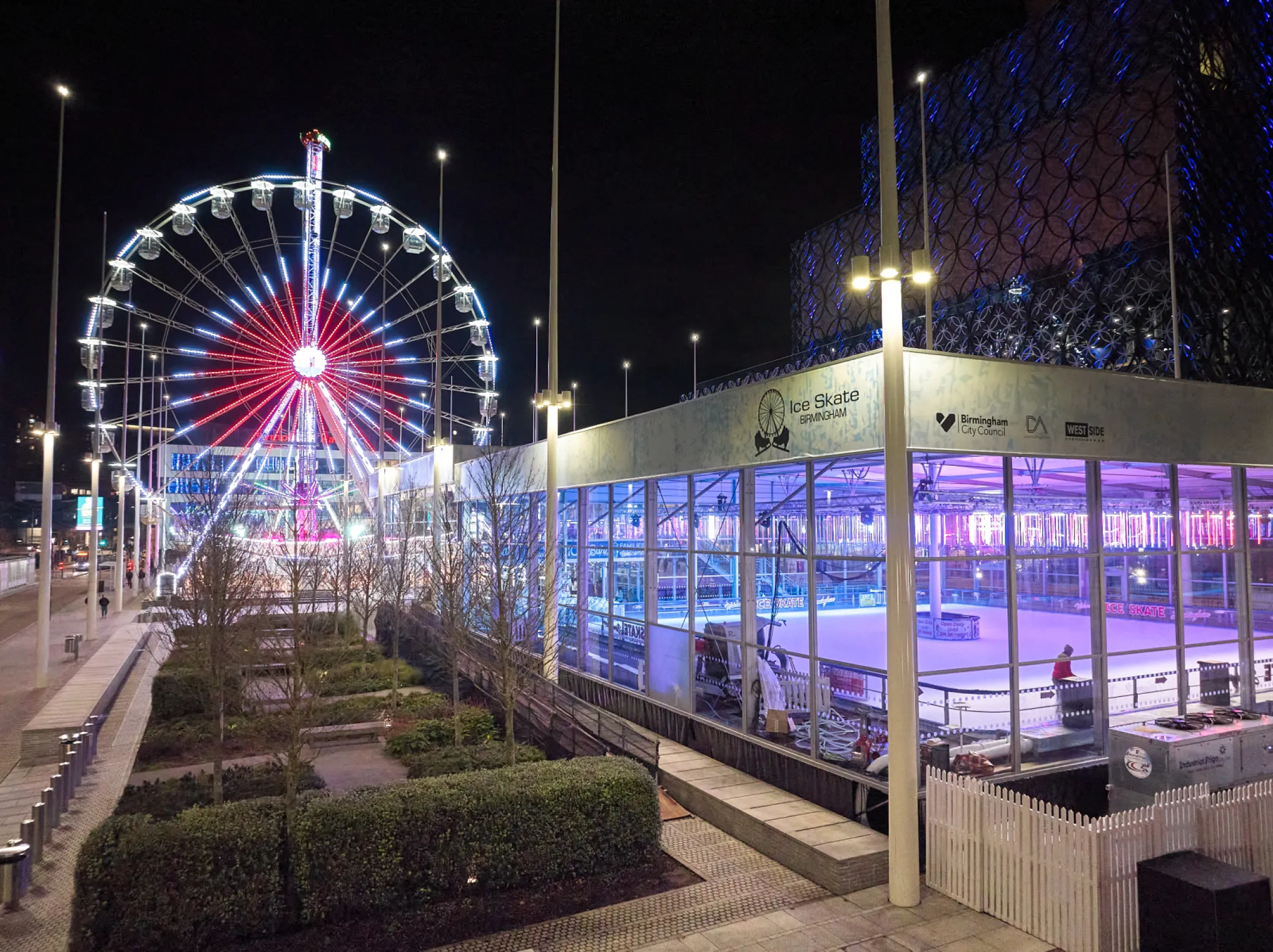 Manhattan pavilion — exterior view