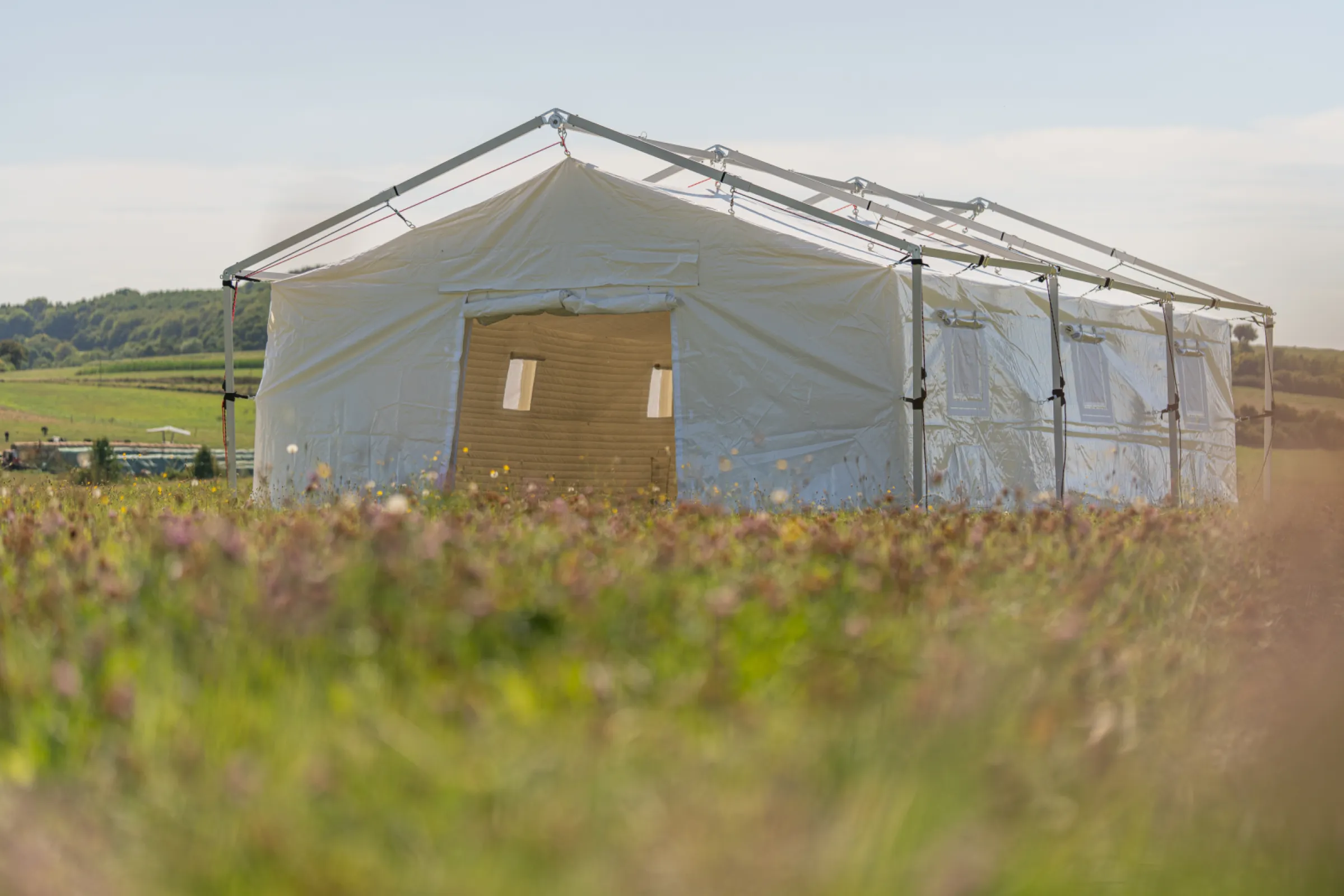 Складаний намет — вигляд зовні