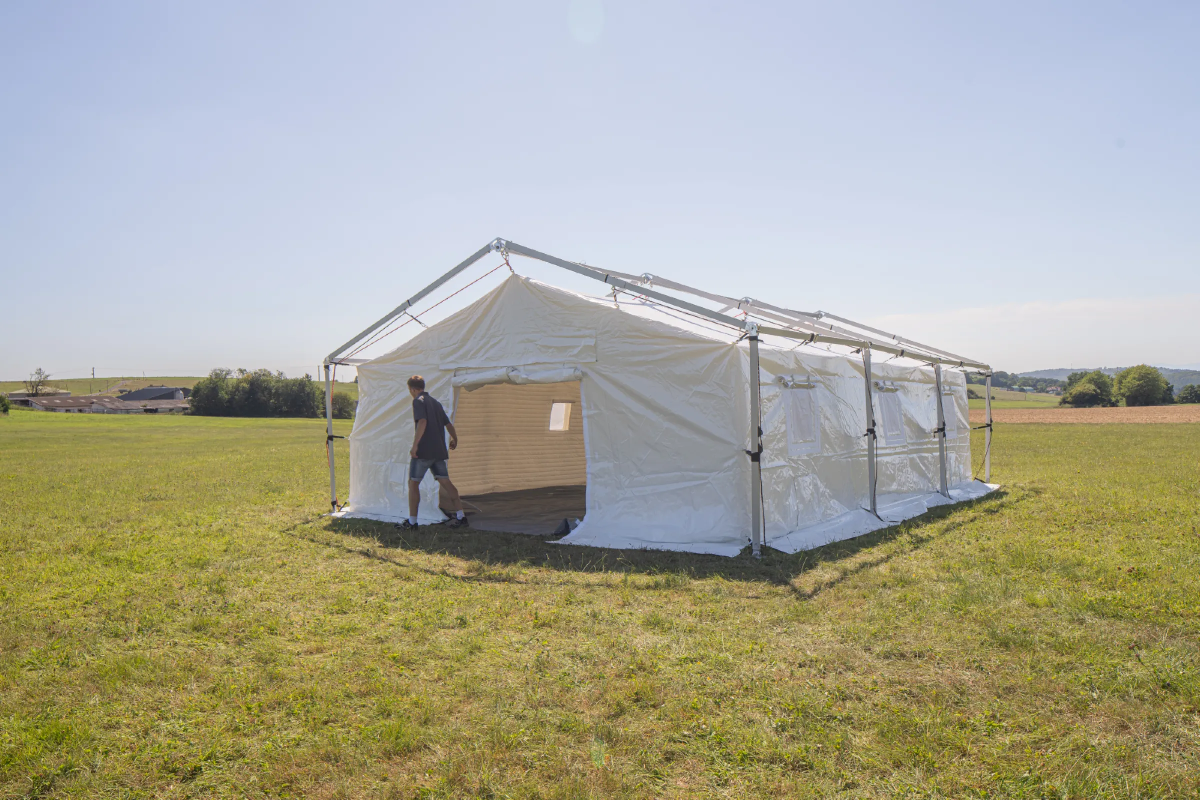 Folding tent — exterior view