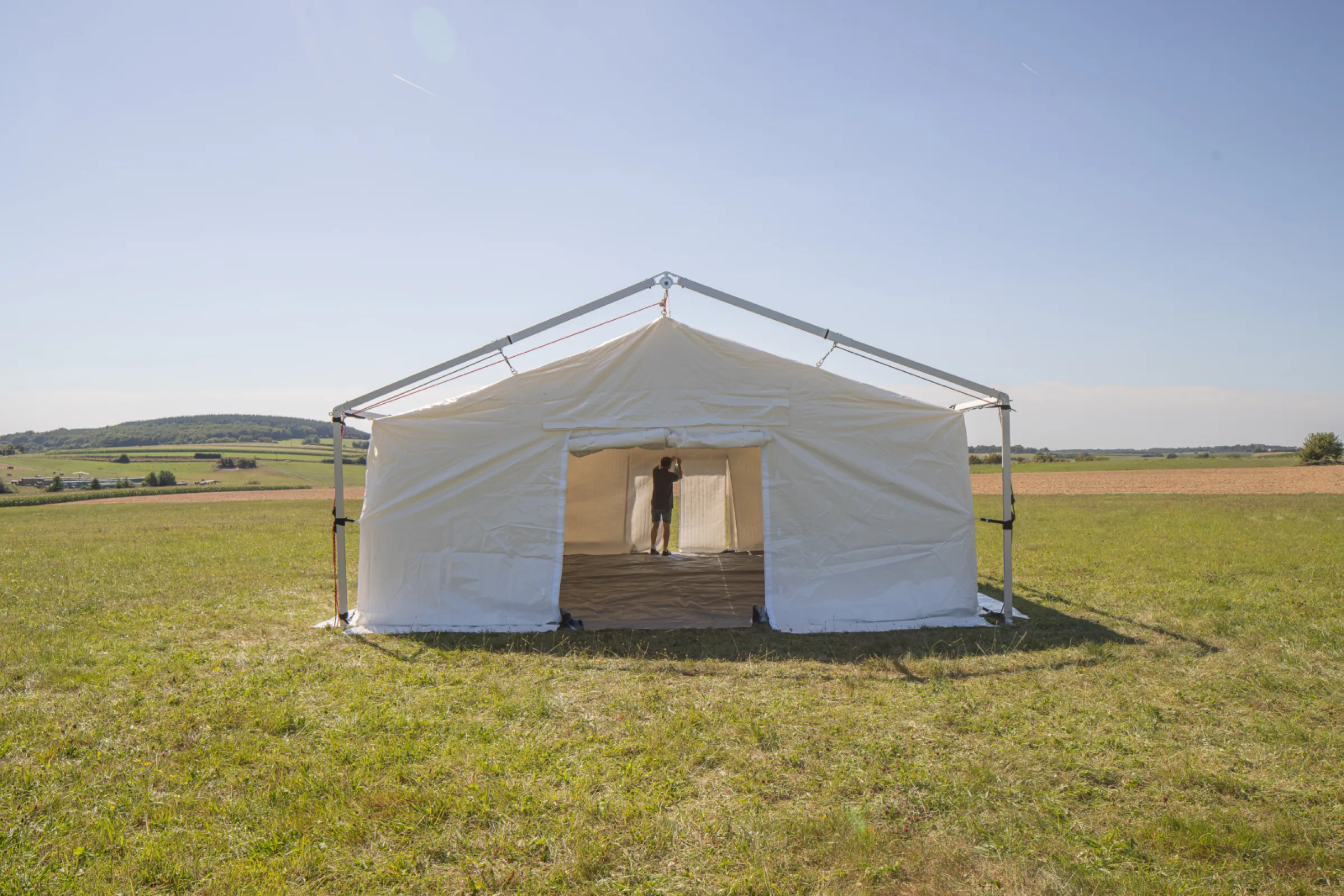 Folding tent — exterior view