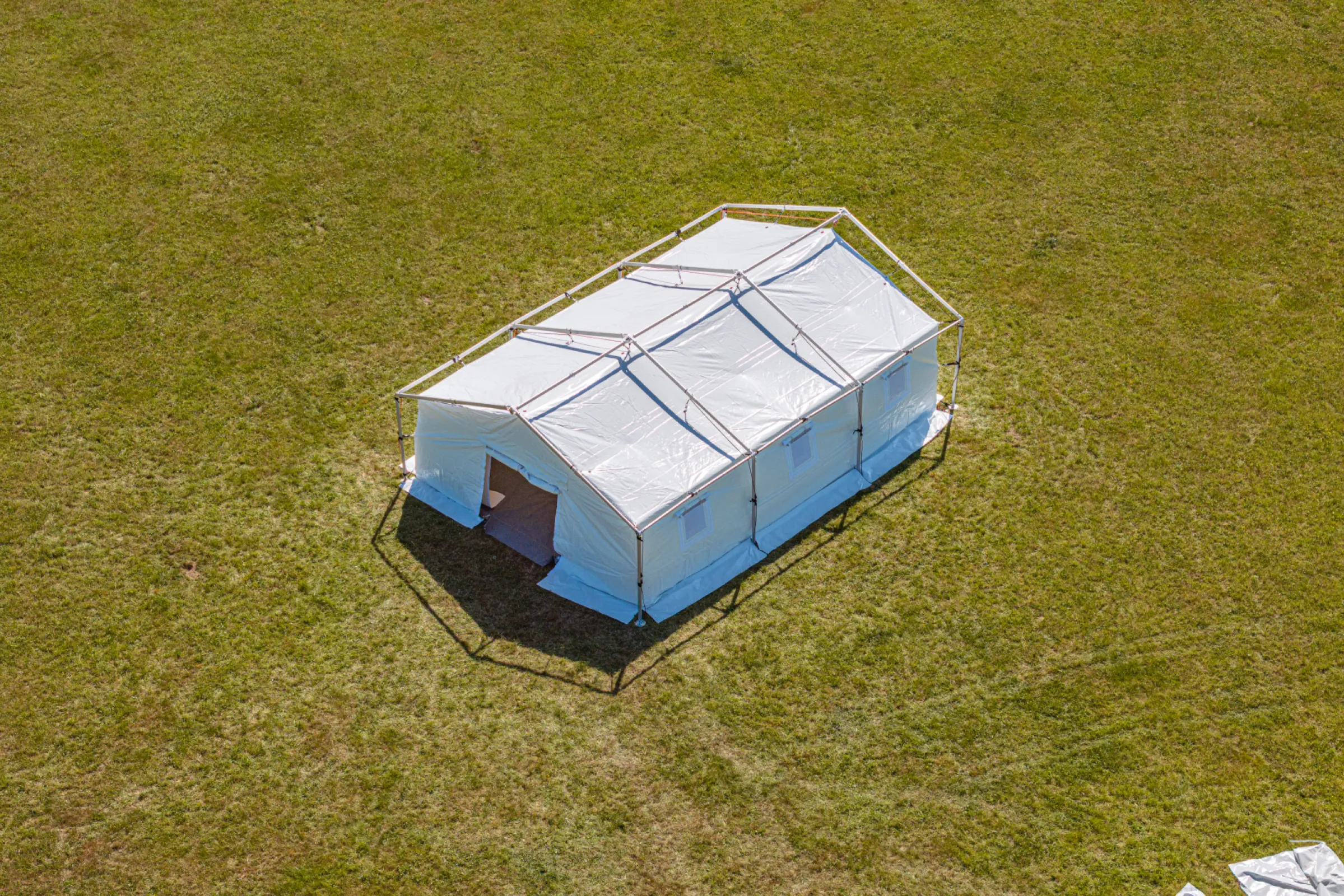 Folding tent — exterior view