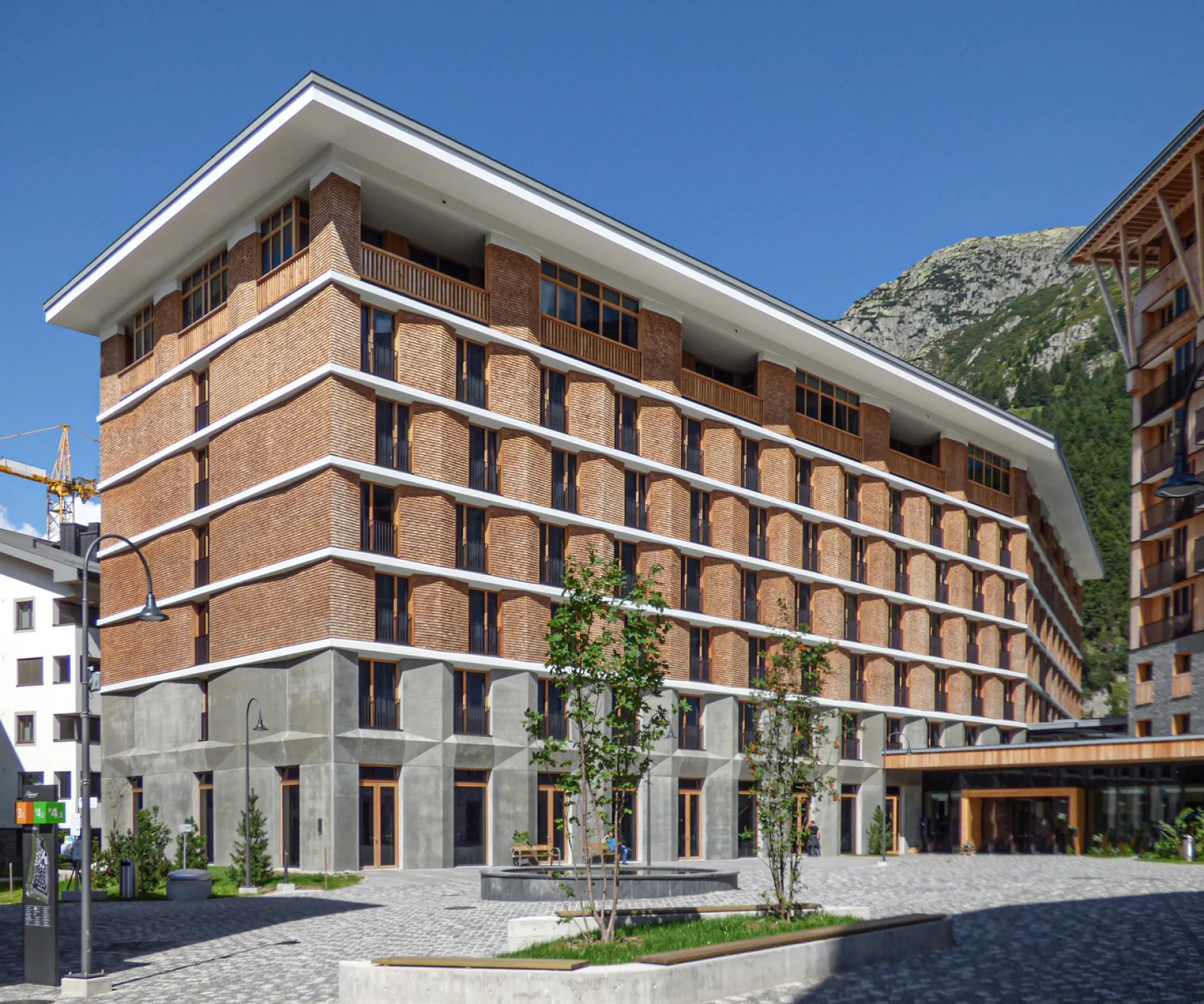 Formliner 2/108 Indus in Andermatt, Switzerland