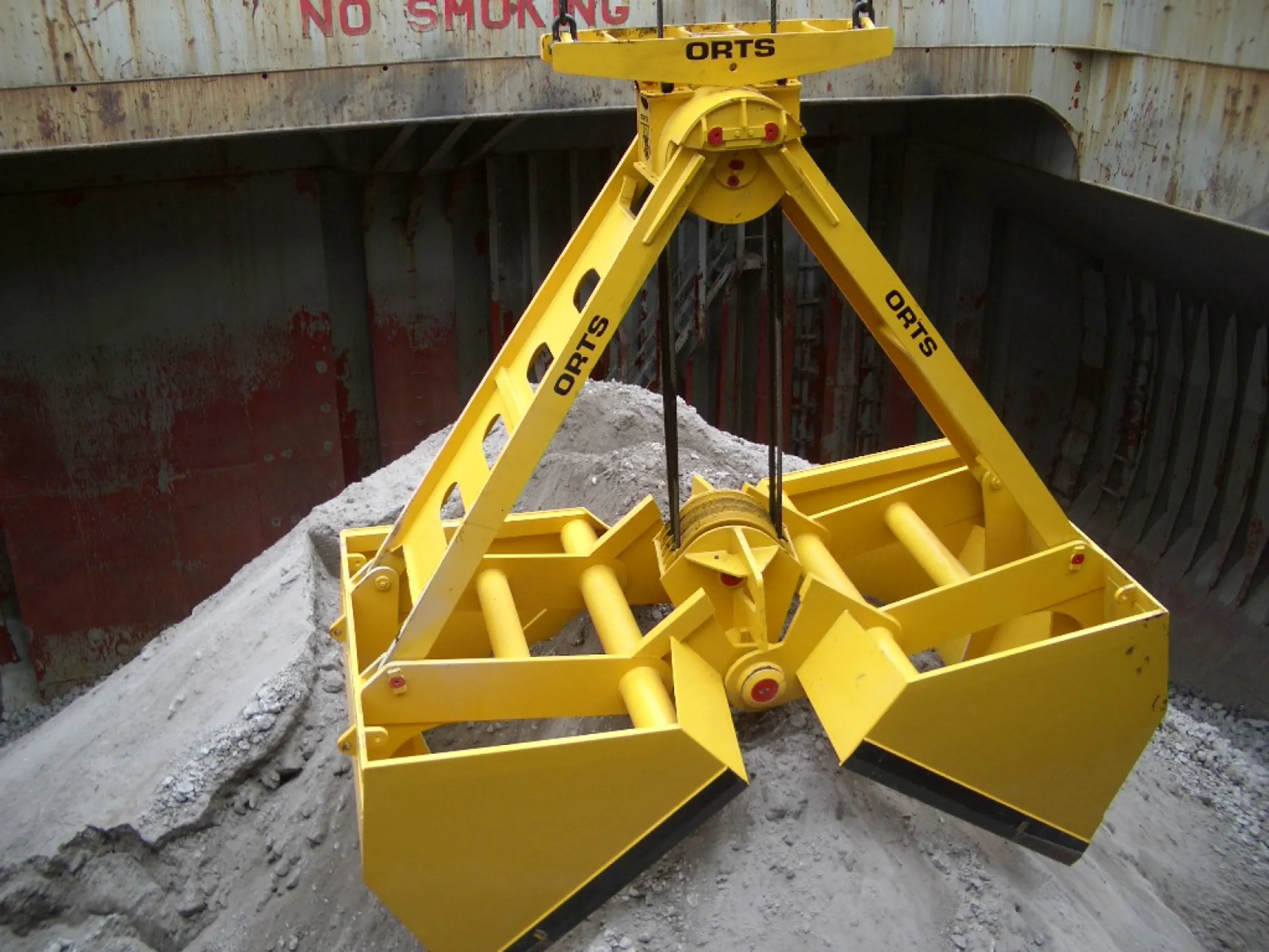 Orts 2S-4-1B 4- rope mechanical grab for unloading