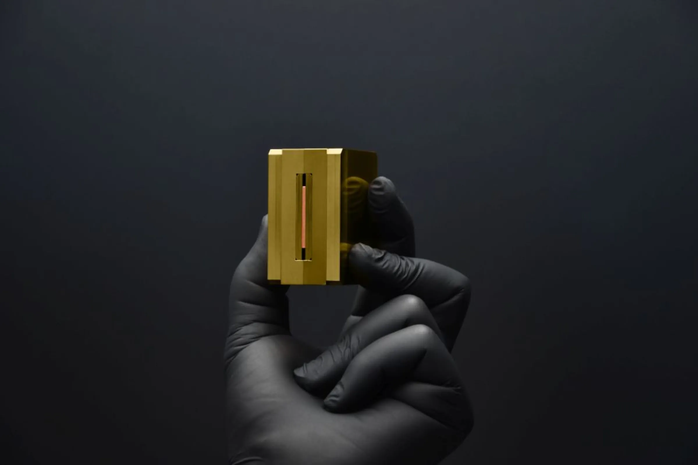 LCP-S (Slab Laser Crystal Package)