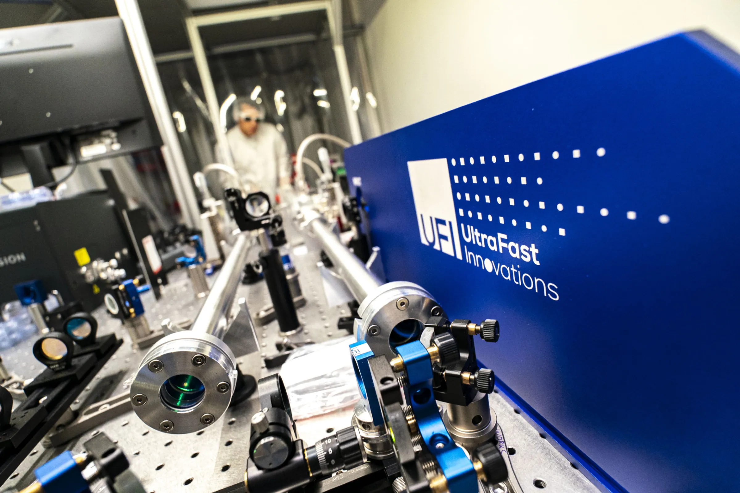 Pulse compression fibers