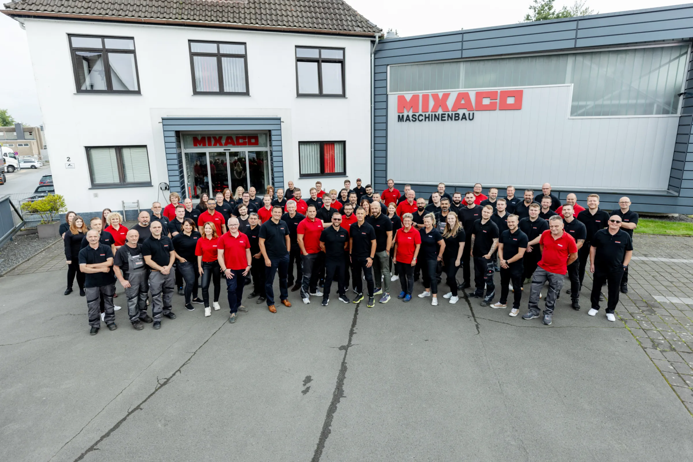 MIXACO Team in Front of Headquarters