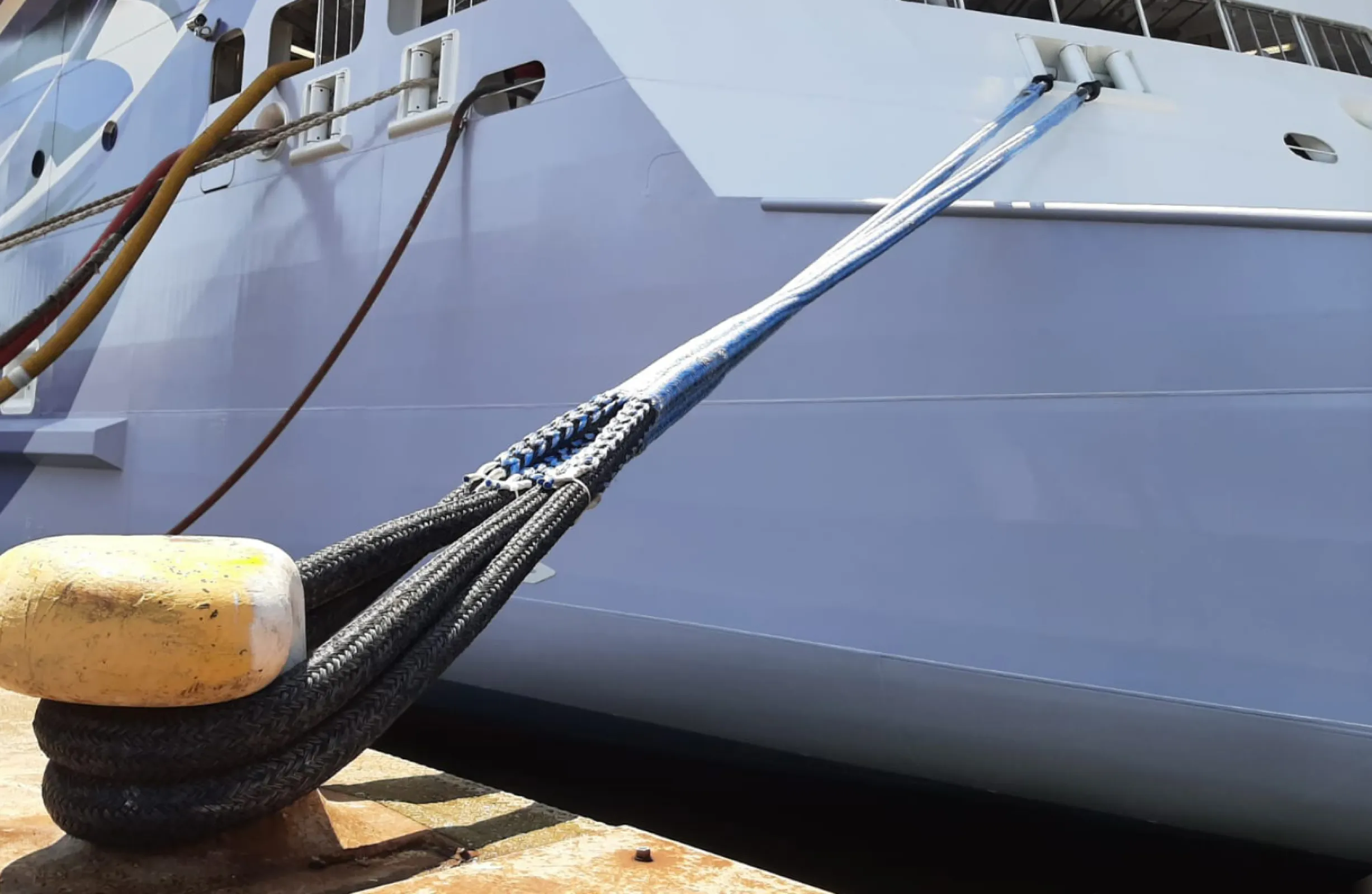 Norwegian Viva with FLX Mooring System by Gleistein