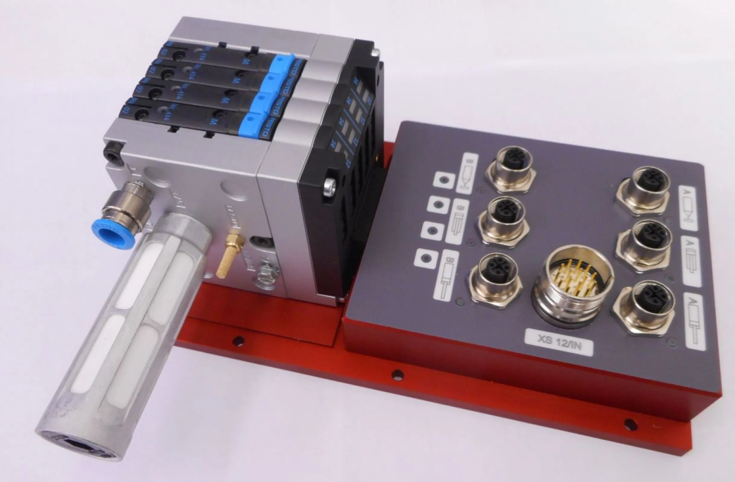 Electro-pneumatic control module for gluing industry